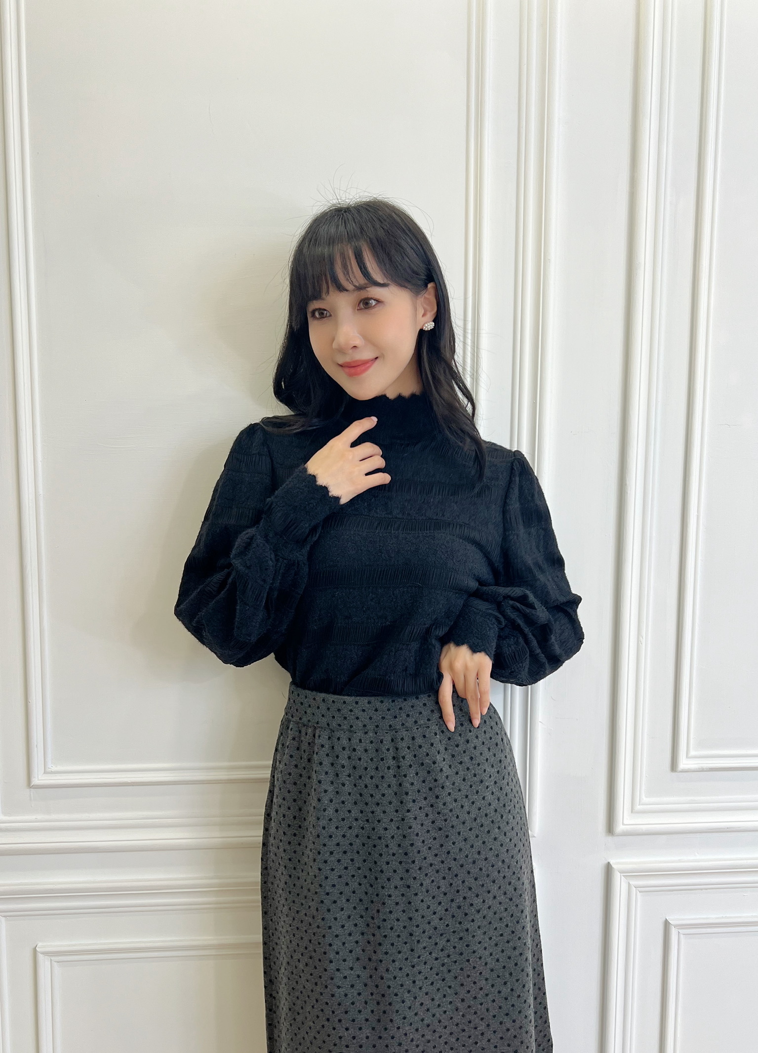 立領玫瑰蕾絲上衣