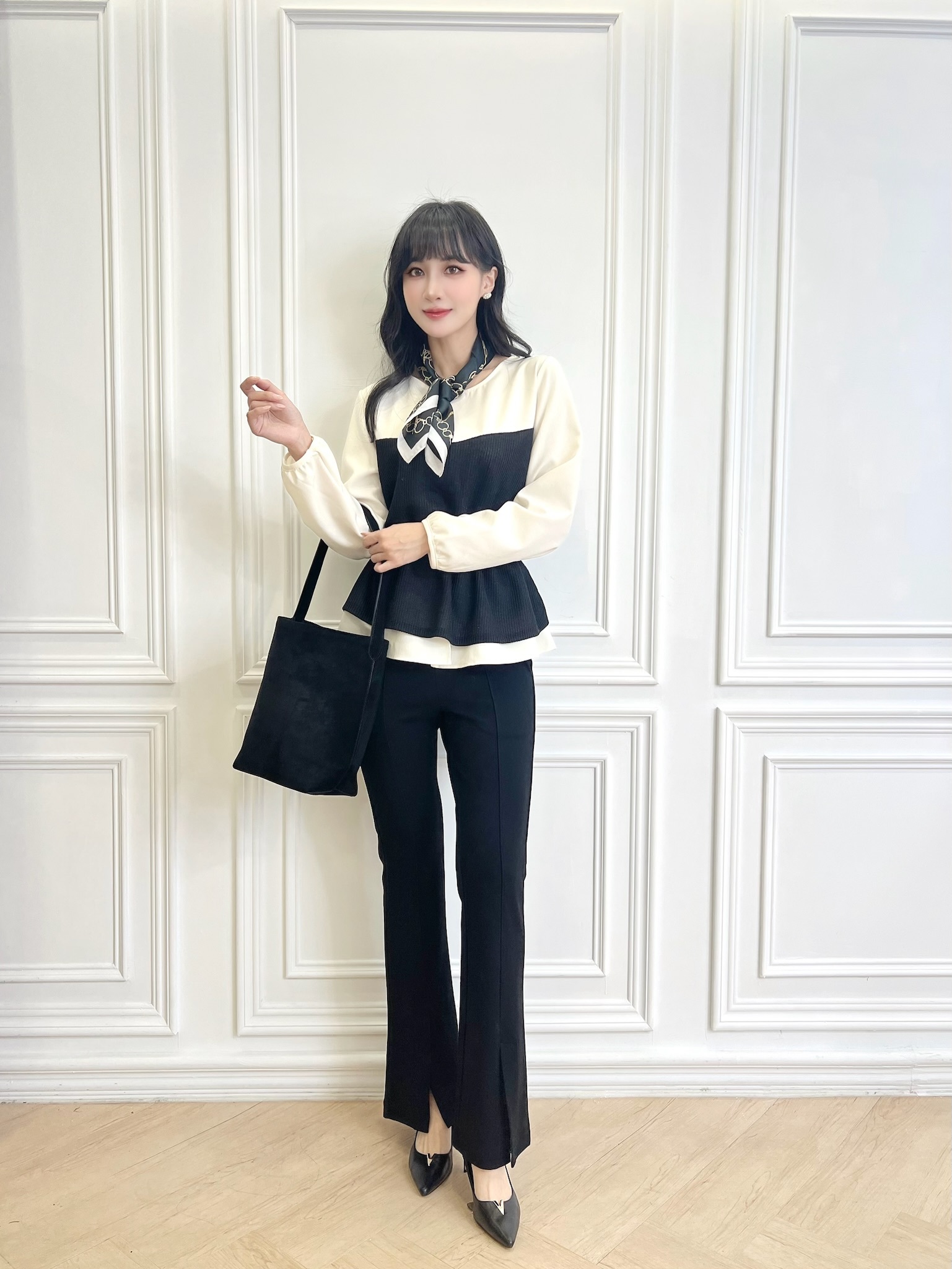 棉料抽繩收腰壓紋上衣