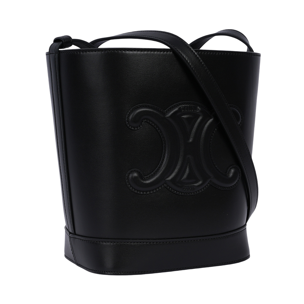 【CELINE】Triomphe 凱旋標誌壓印平滑牛皮小款水桶包(黑色)113783DU3.38NO
