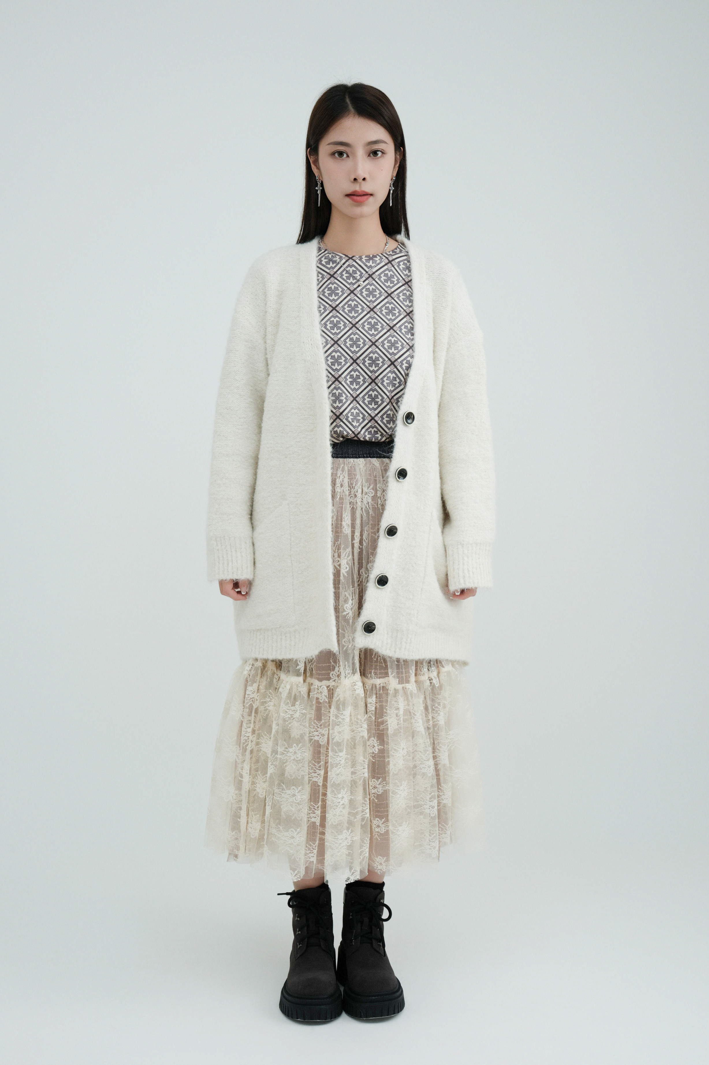 軟綿圈圈冷oversize cardigan (現貨款式）