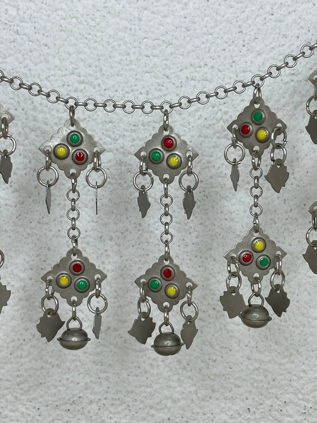 J25-燻無焊接紅黃綠雙層鈴鐺鏈條124cm