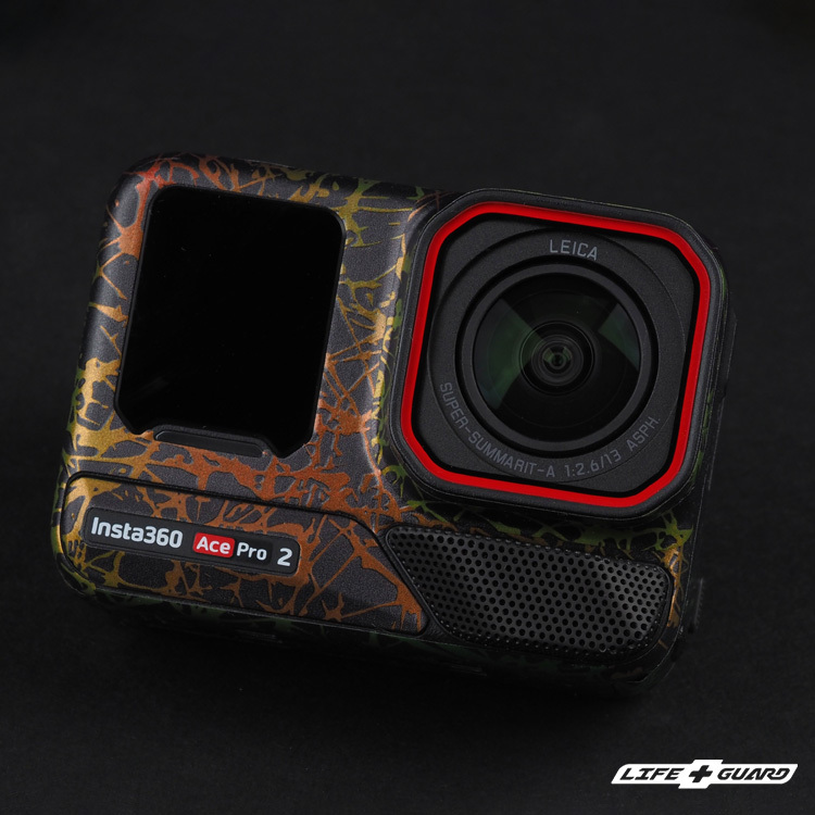LIFE+GUARD 相機貼膜安裝特寫，適用 Insta360 Ace Pro 2