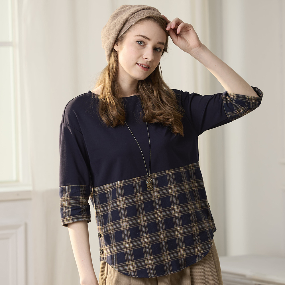 PIPPY 圓領落肩下擺剪接格紋上衣 藍