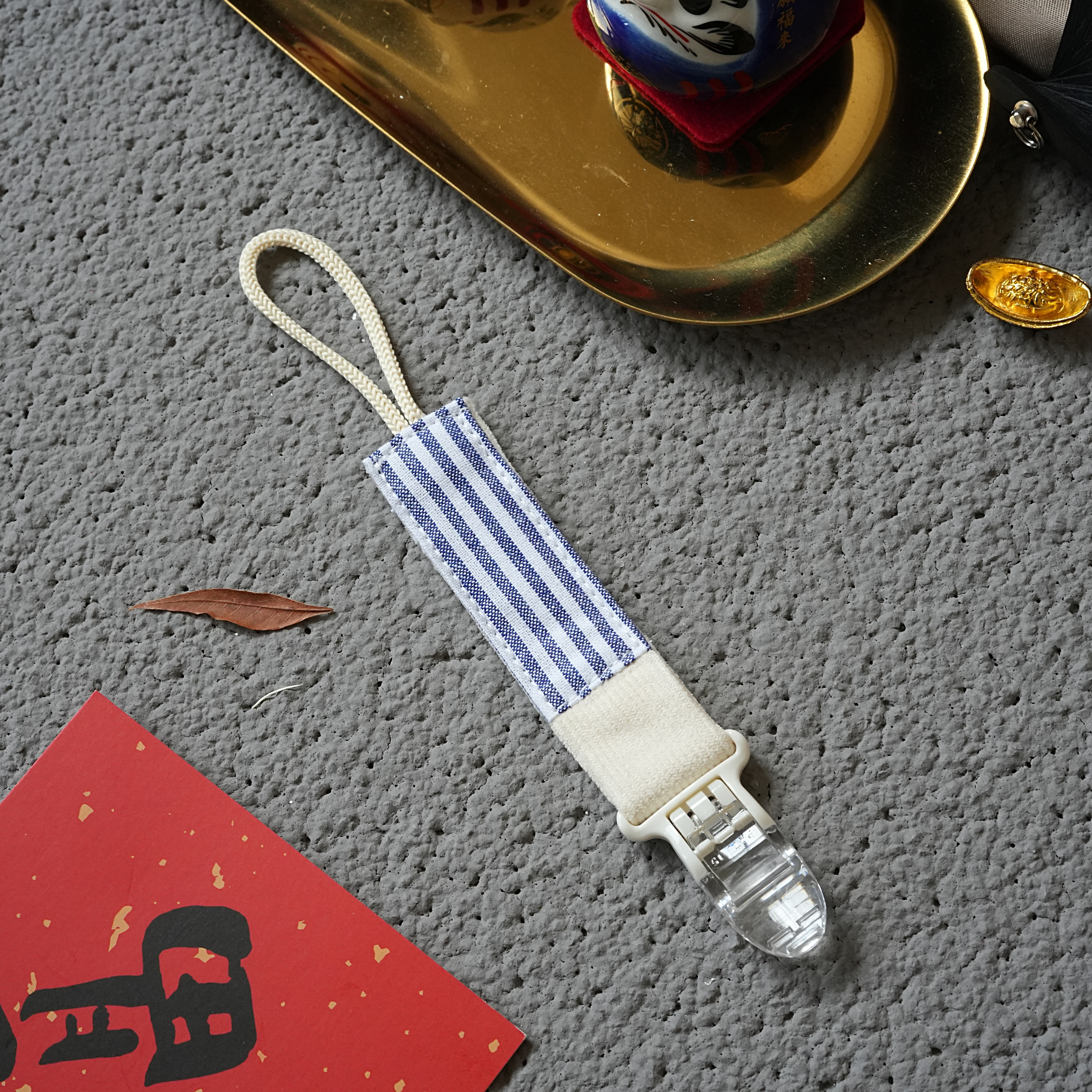 Hi Y.P store-拼接短版鱷魚夾-海納百福