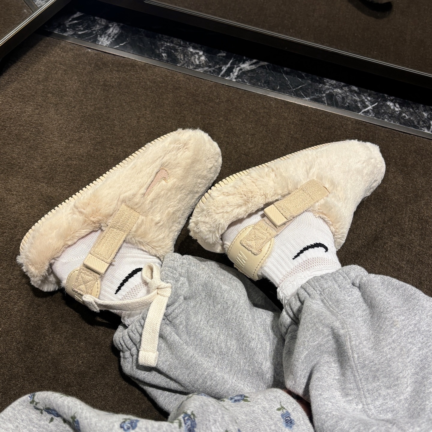 Nike Calm Mule SE 白色 黑色 毛絨絨 穆勒 涼鞋 FZ3118-100