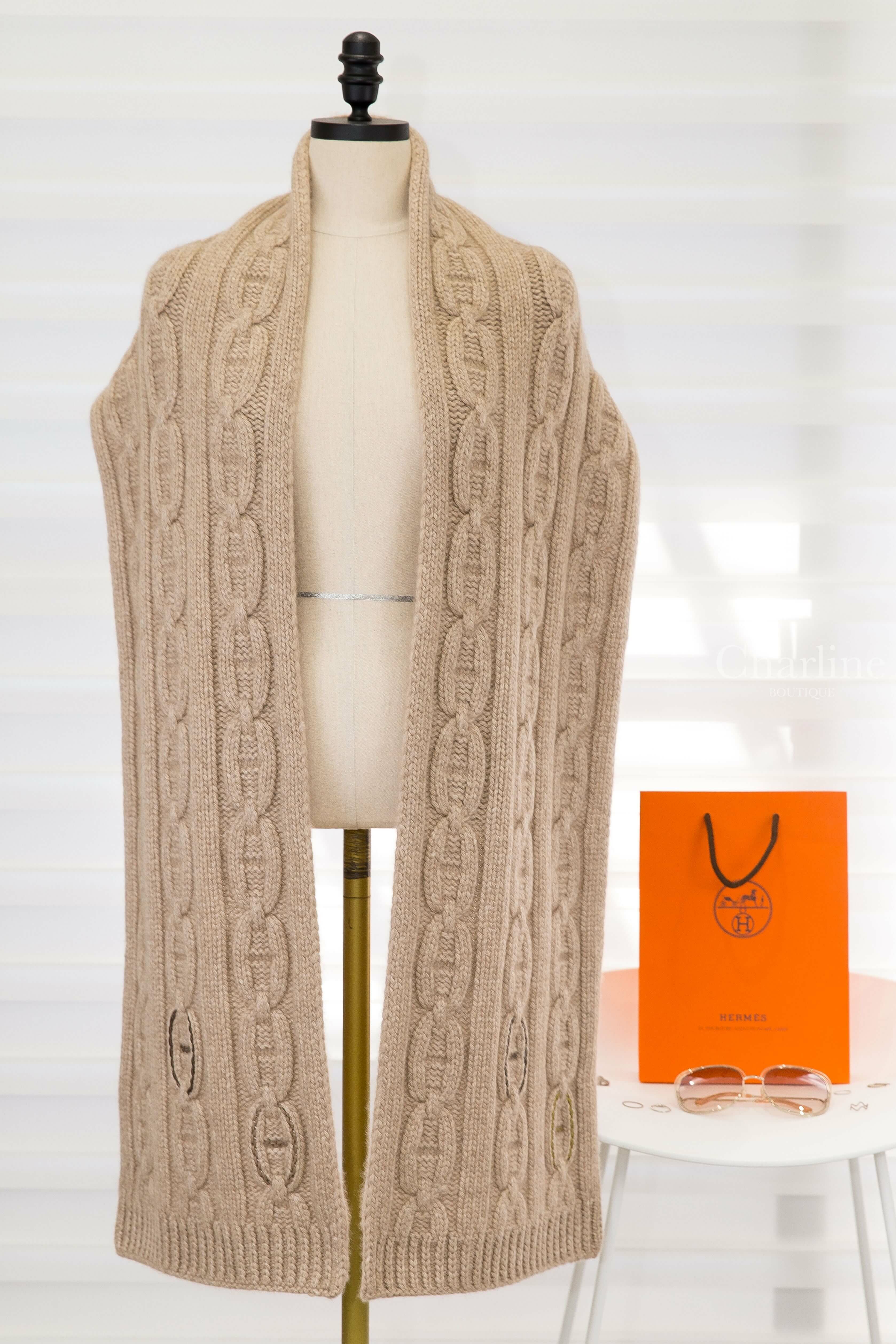 Hermès Tri-Maillon Details Cuir Muffler 淺褐色豬鼻子針織六色皮革刺繡喀什米爾圍巾-Charline Boutique 精品代購