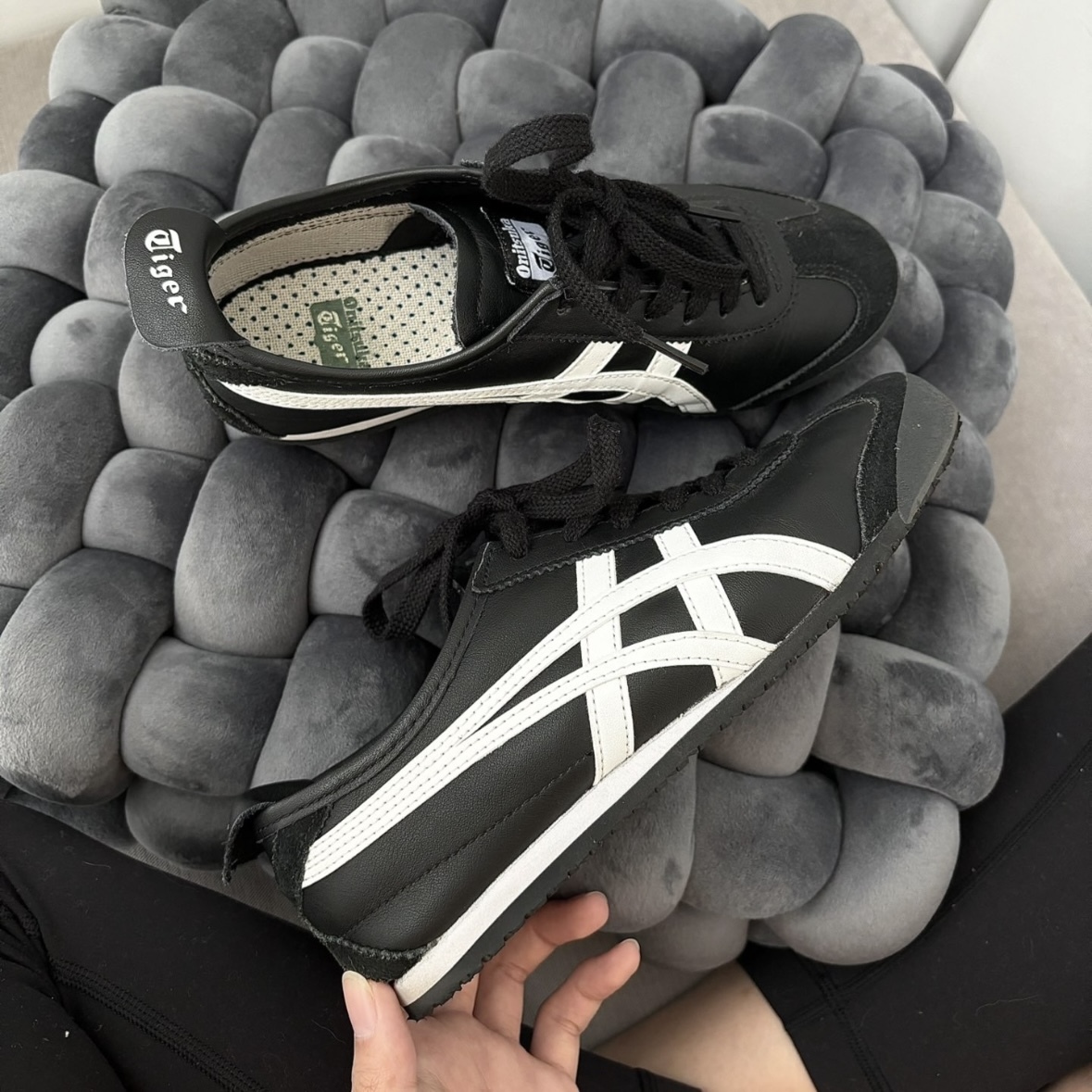ONITSUKA TIGER 鬼塚虎 MEXICO 66 黑底白虎爪紋 黑白 1183C102-001