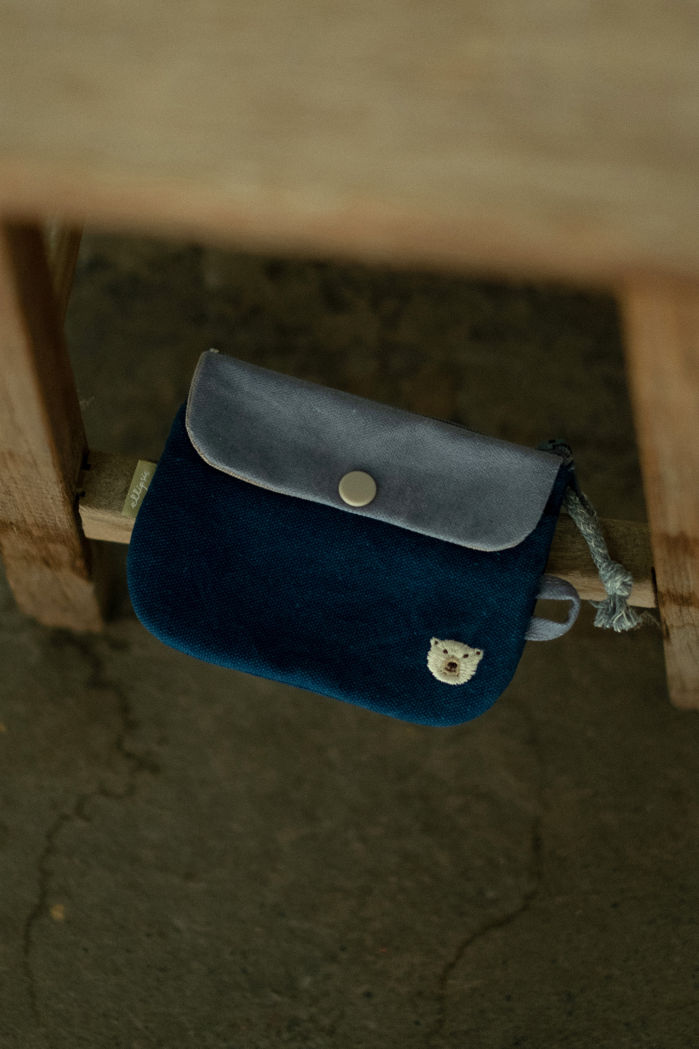 刺繡北極熊藍染雙層零錢包