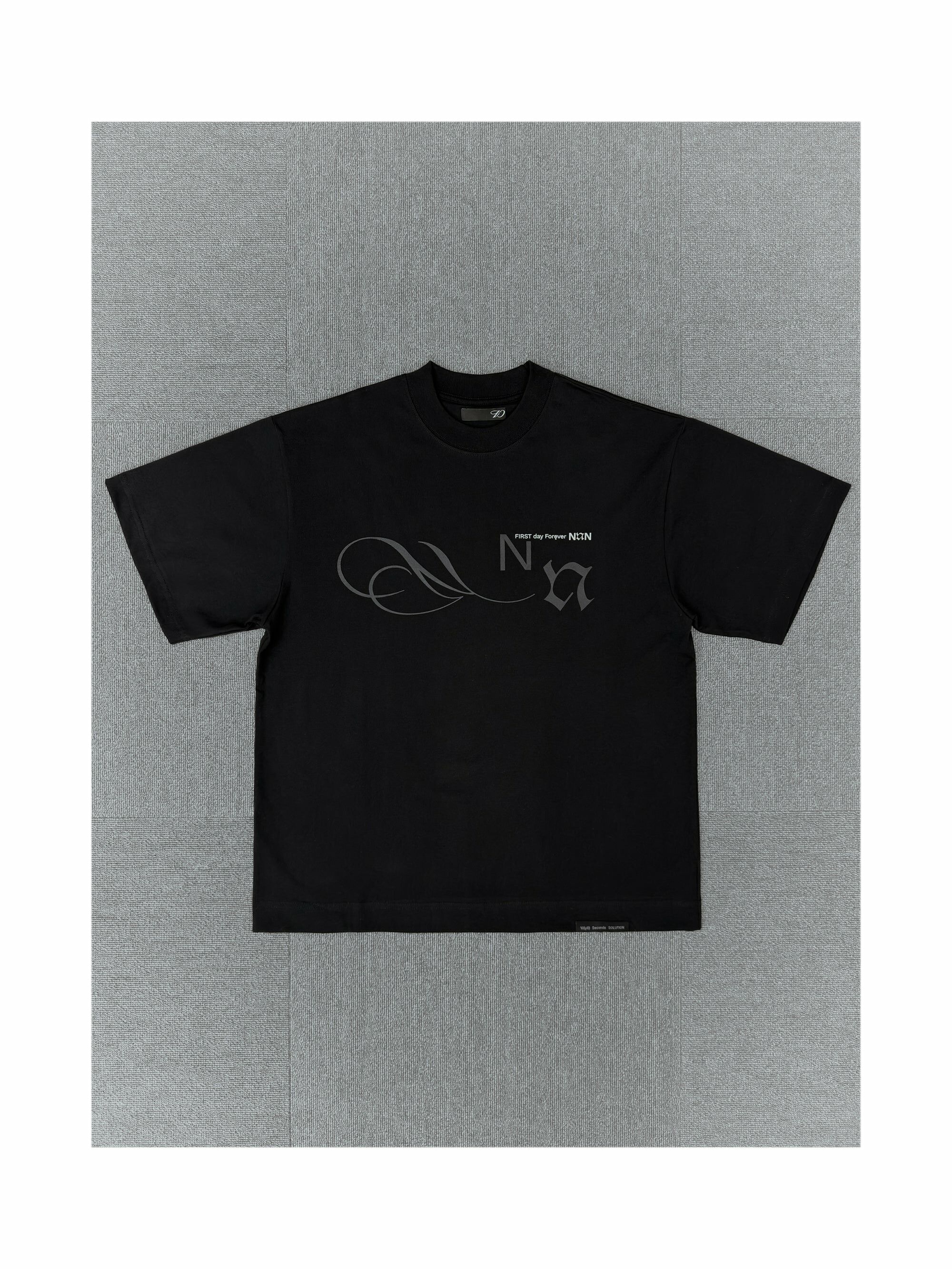 1dyLL / 10SS "NNN" FIRST DAY FOREVER BOXY TEE