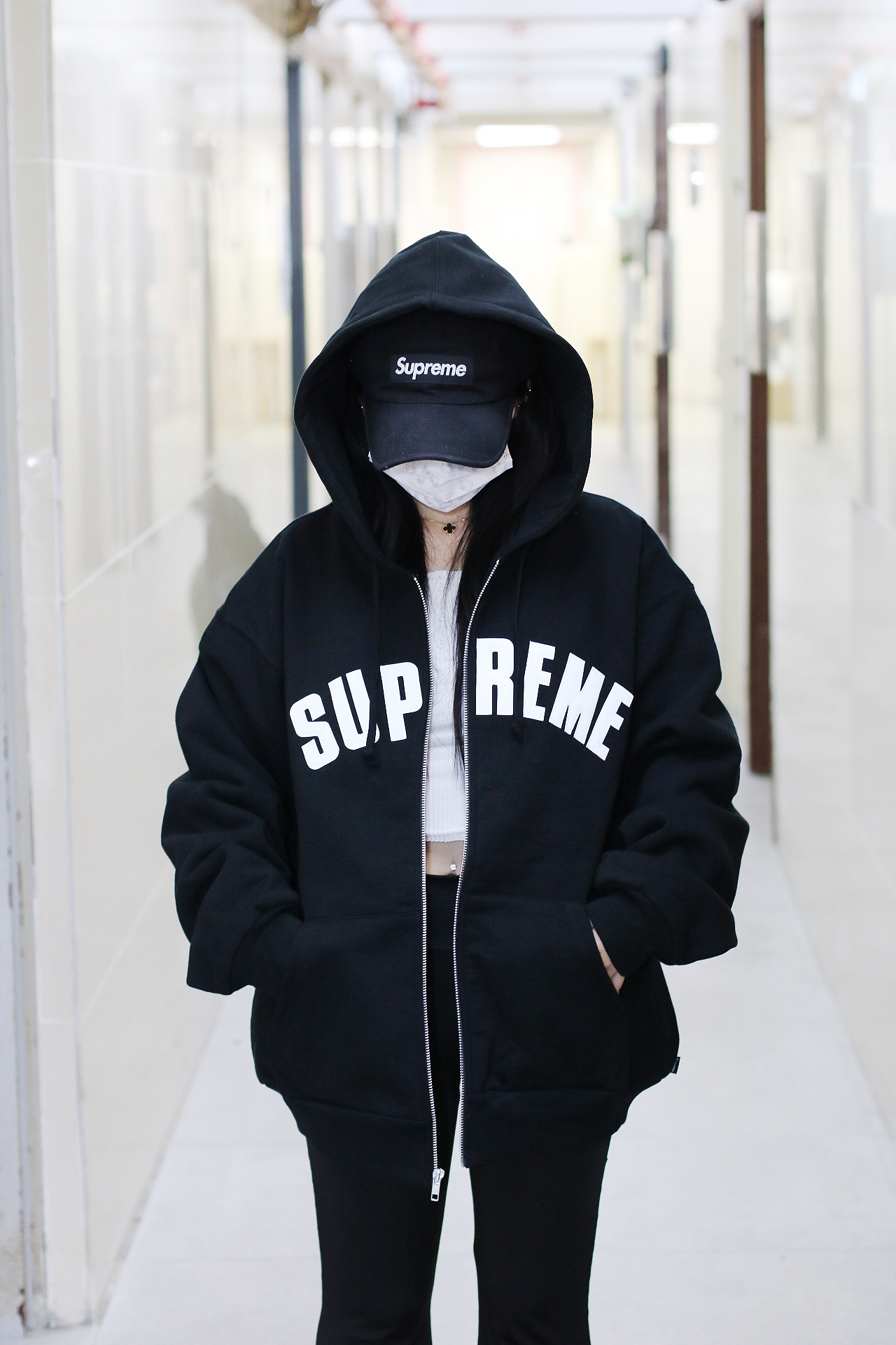 SUPREME ARC THERMAL LINED ZIP UP HOODED SWEATSHIRT BLAC SUPREME ARC THERMAL LINED ZIP UP HOODED SWEATSHIRT BLAC
