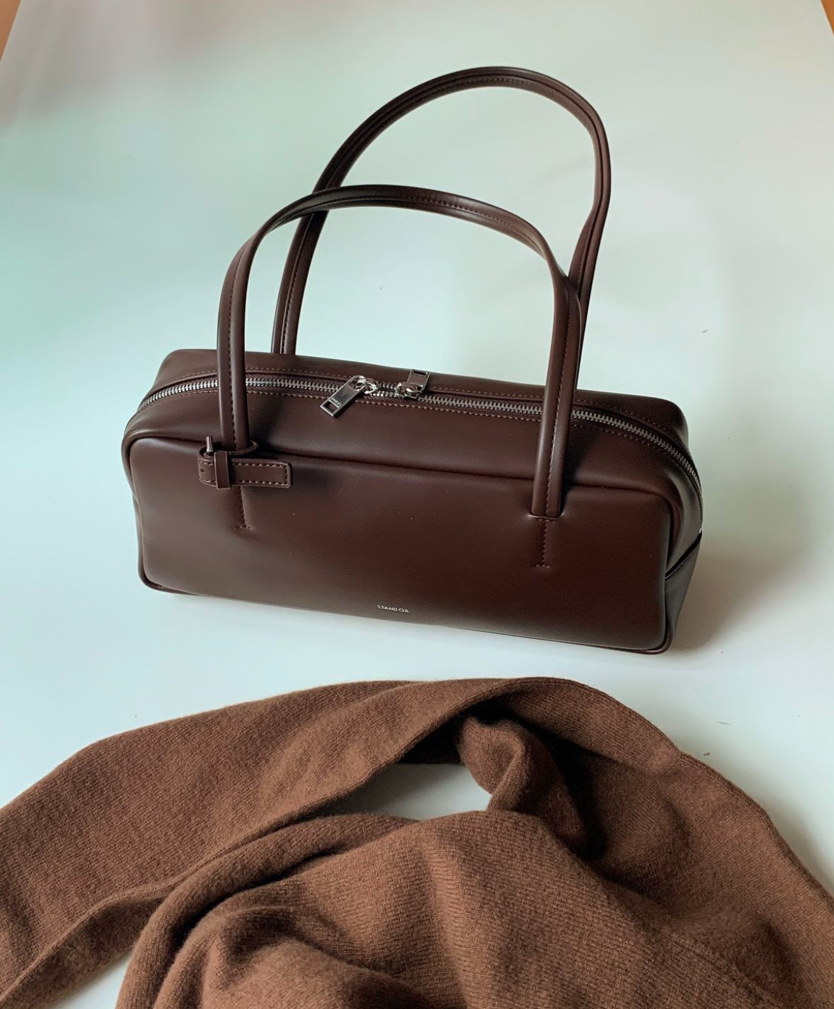 Stand Oil - More Baguette Bag (Marron)
