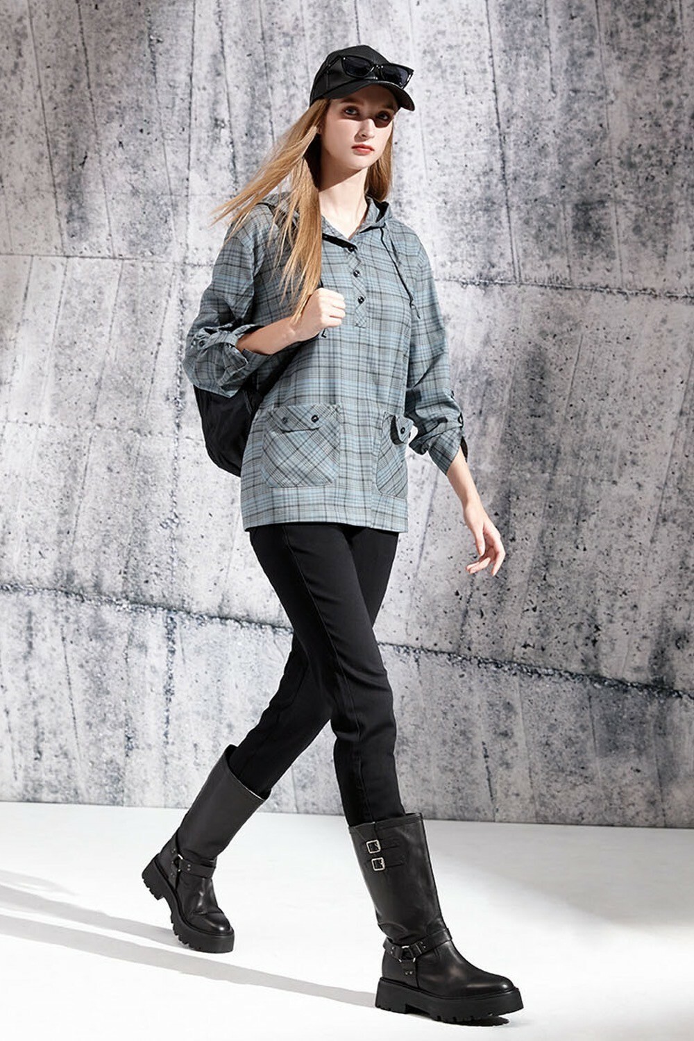 韓版學院風時尚色格紋口袋造型連帽修身上衣V6022