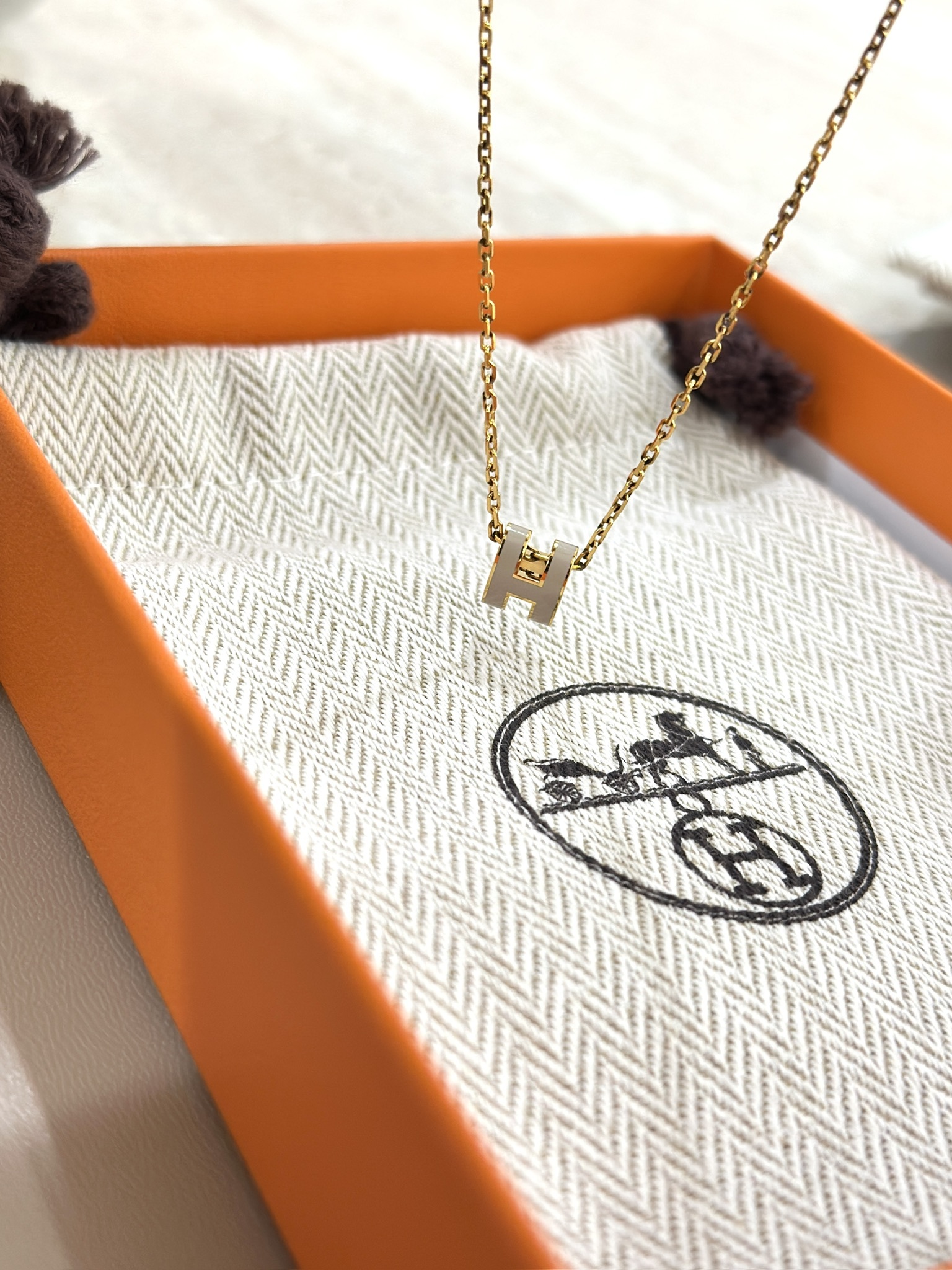 HERMÈS Mini Pop H Pendant