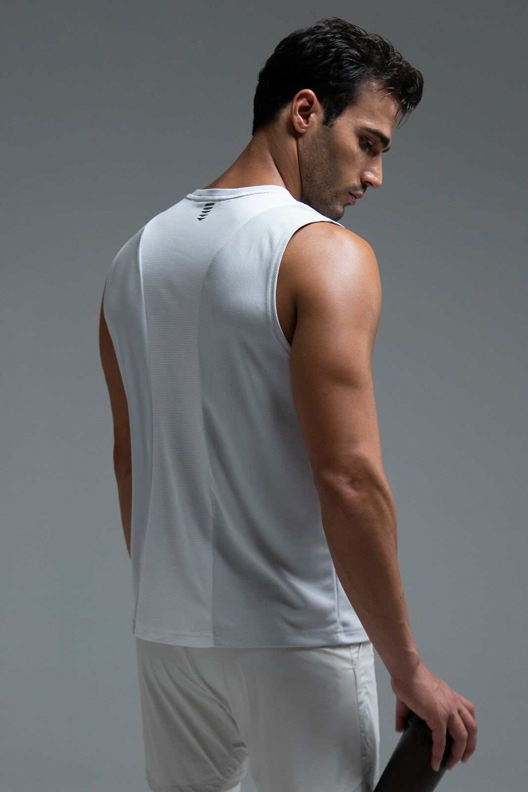 HDEX Assist Back Point Sleeveless - WHITE
