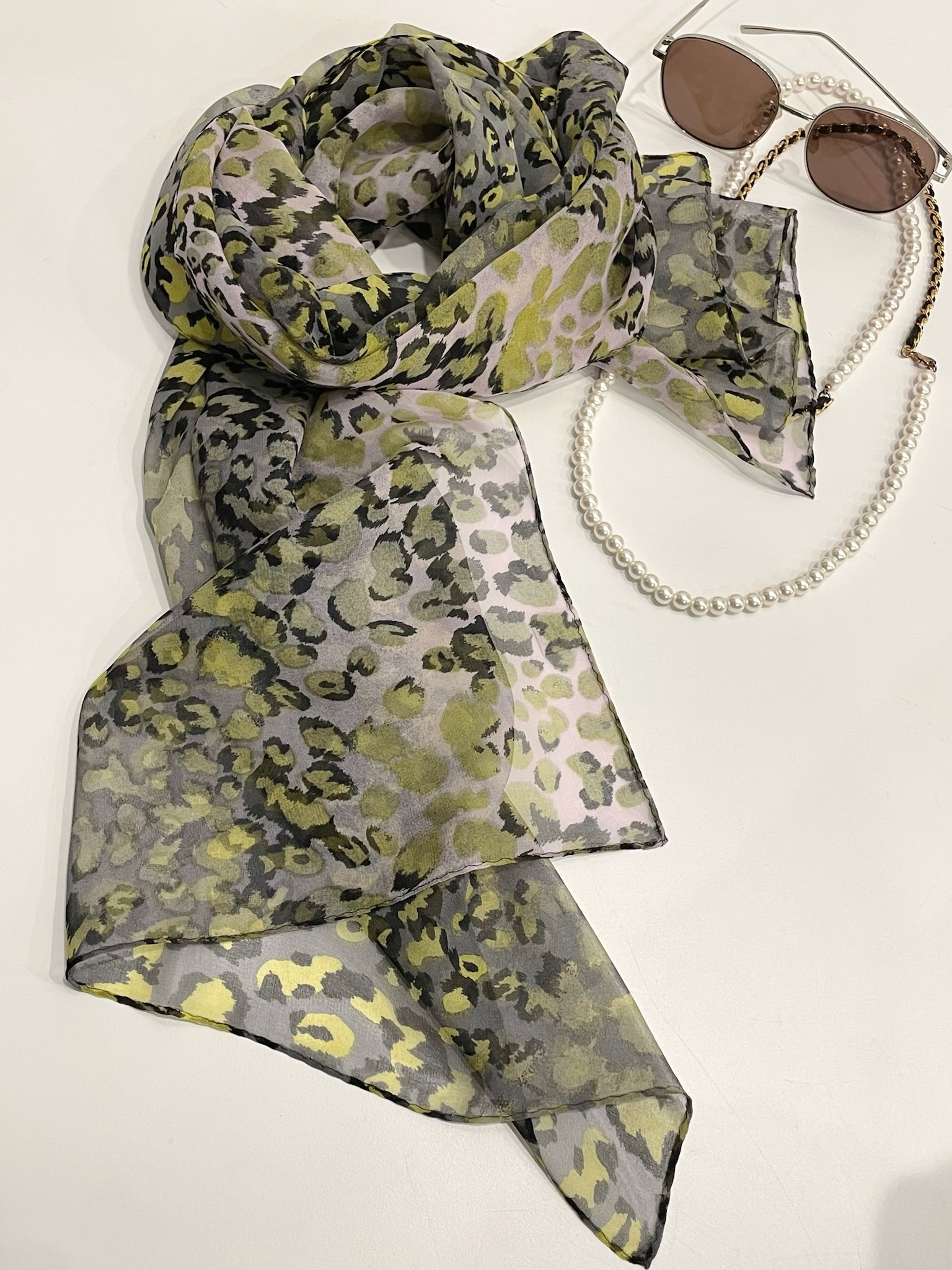 (100%蠶絲)時髦豹紋絲巾