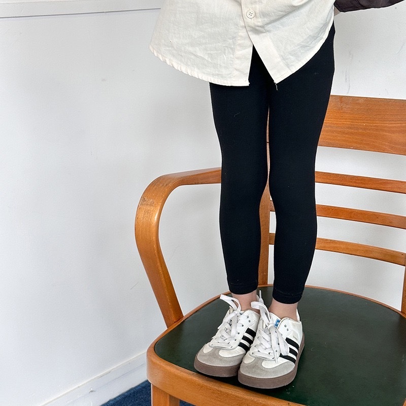 百搭素面內搭褲