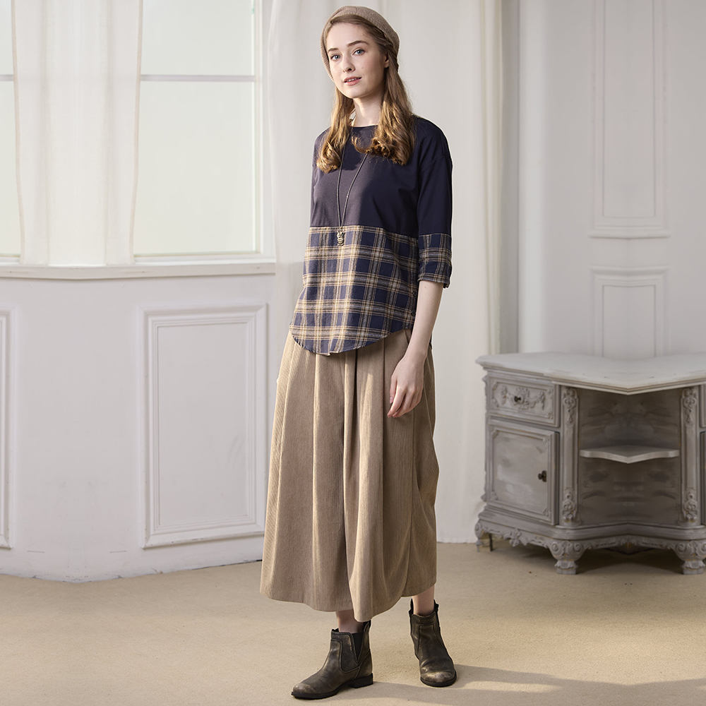 PIPPY 簡約風9分寬口褲 卡其