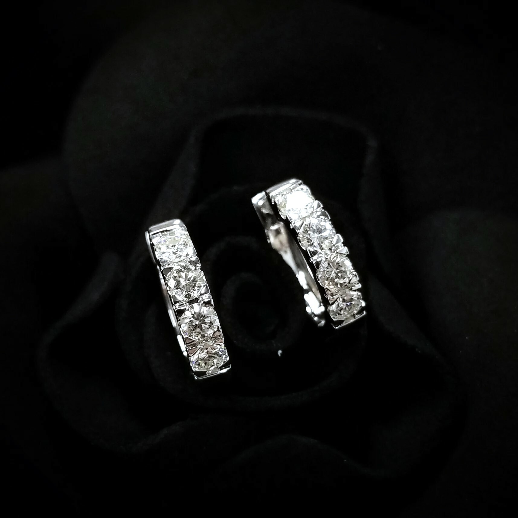 18K White Gold 0.83ct Diamond Hoop Earrings
