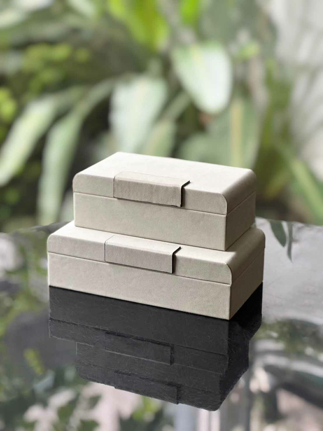 酪果米灰飾品盒