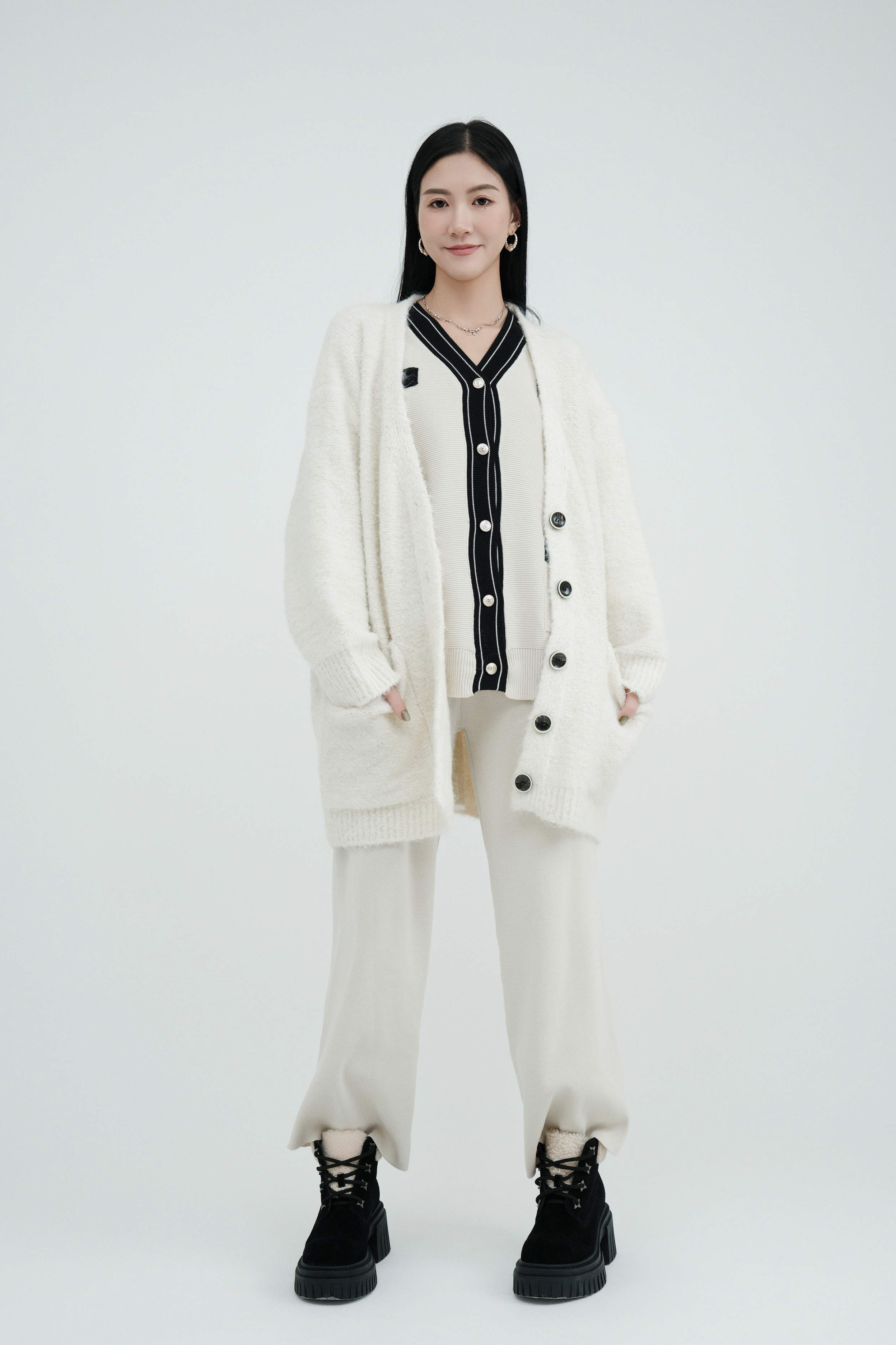 FW24_0156（外套＋針織套裝）