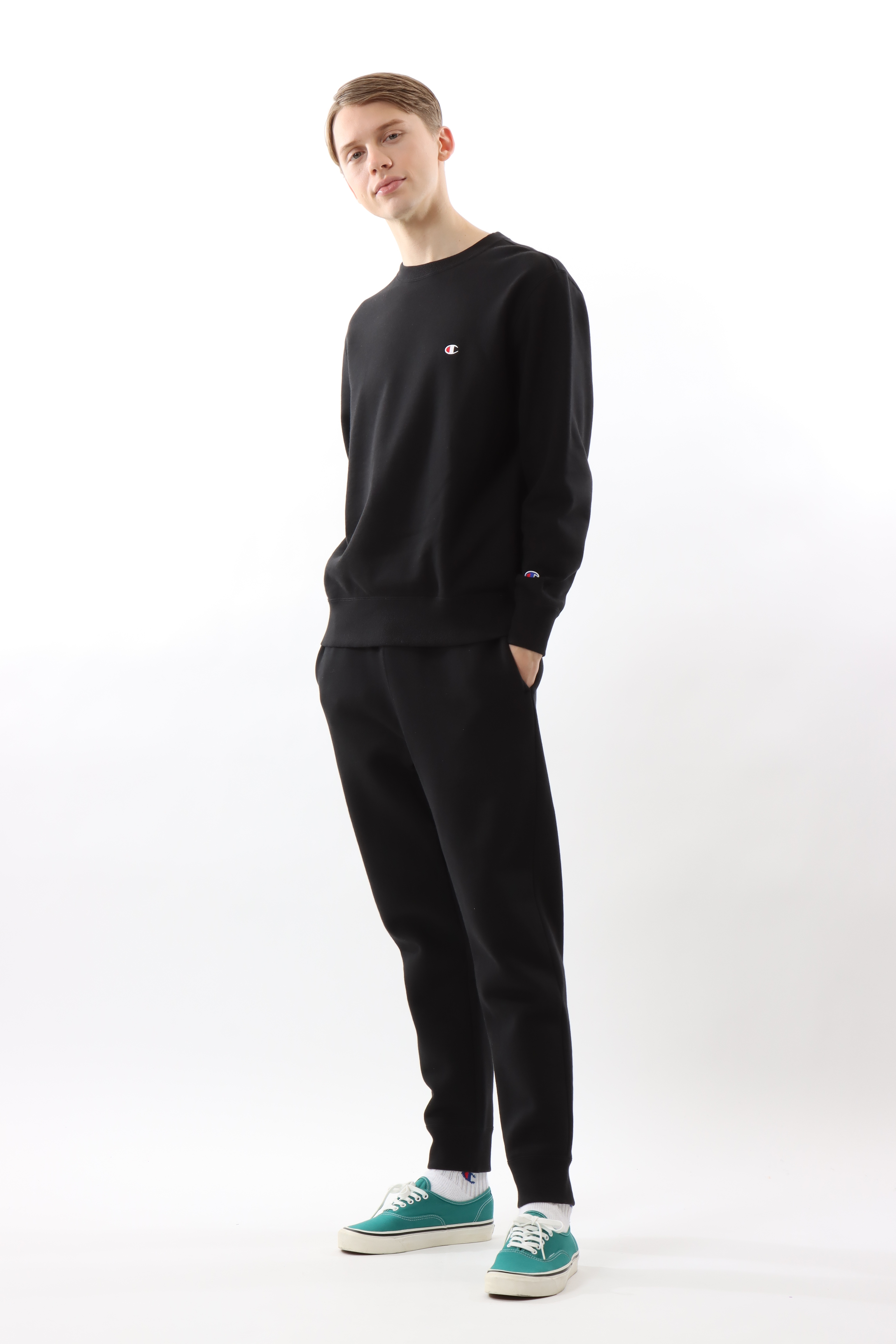 男款- BASIC 小C LOGO 圓領衛衣-黑色（C3-Y035-090）