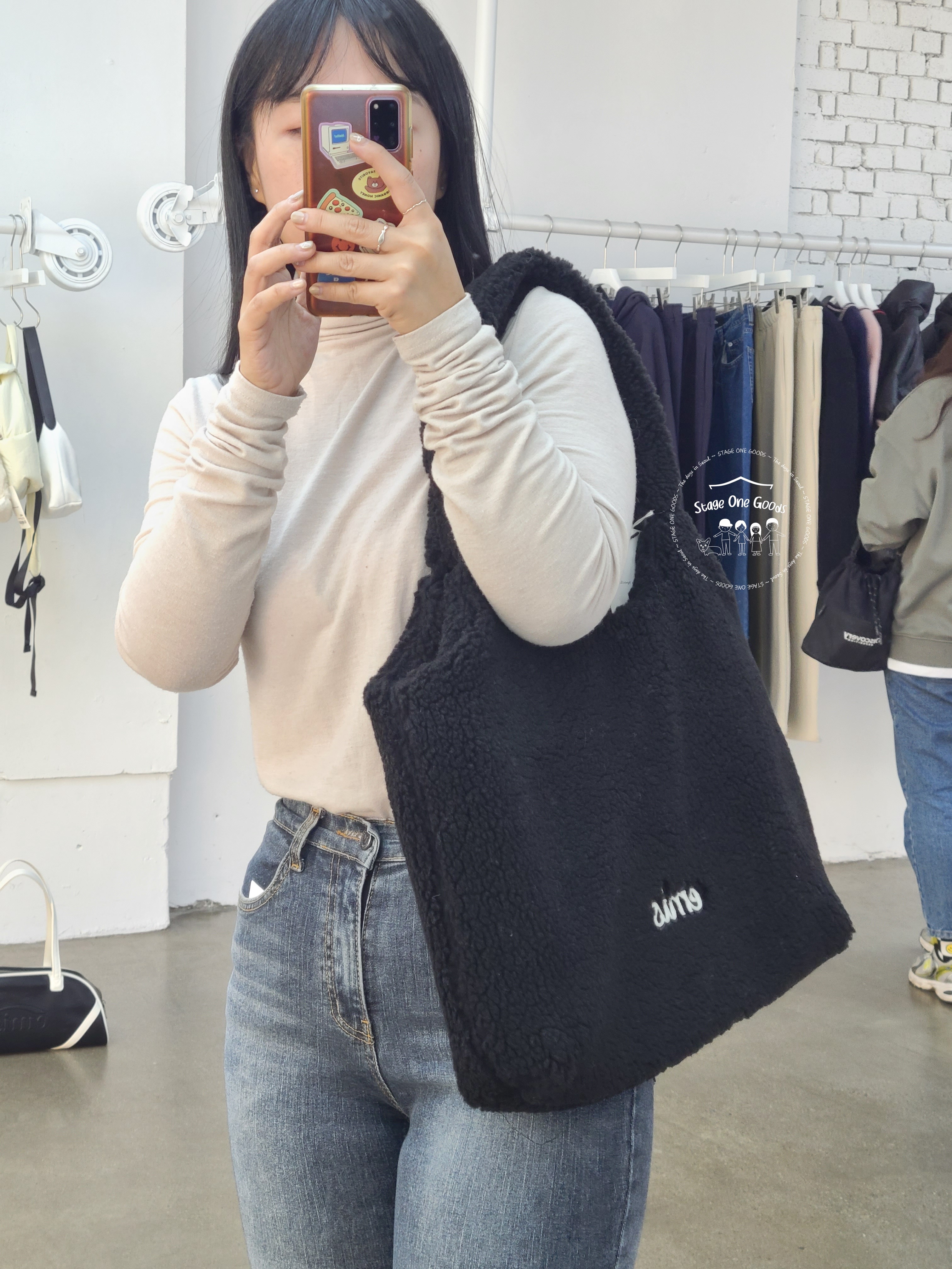 EMIS SHEARLING SHOULDER BAG