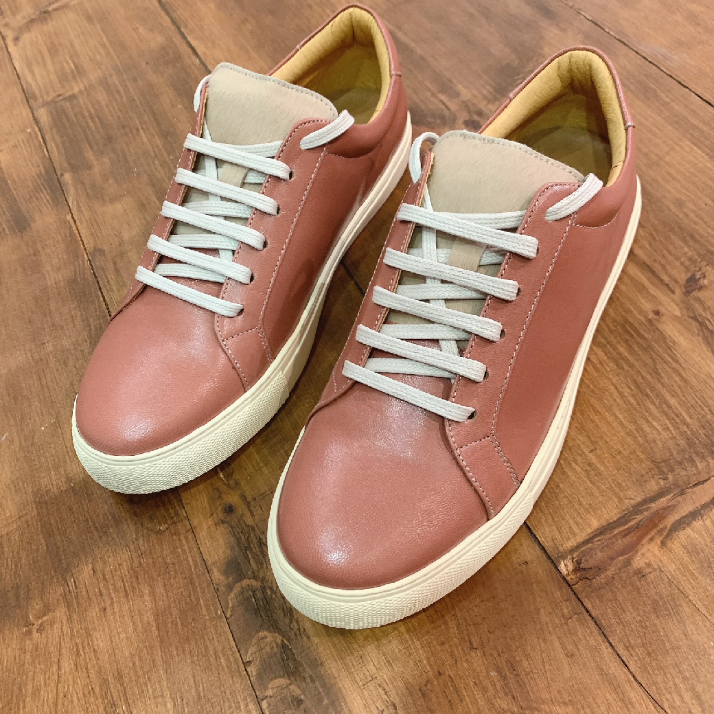 198 藕粉 毛毛拼接 小白鞋