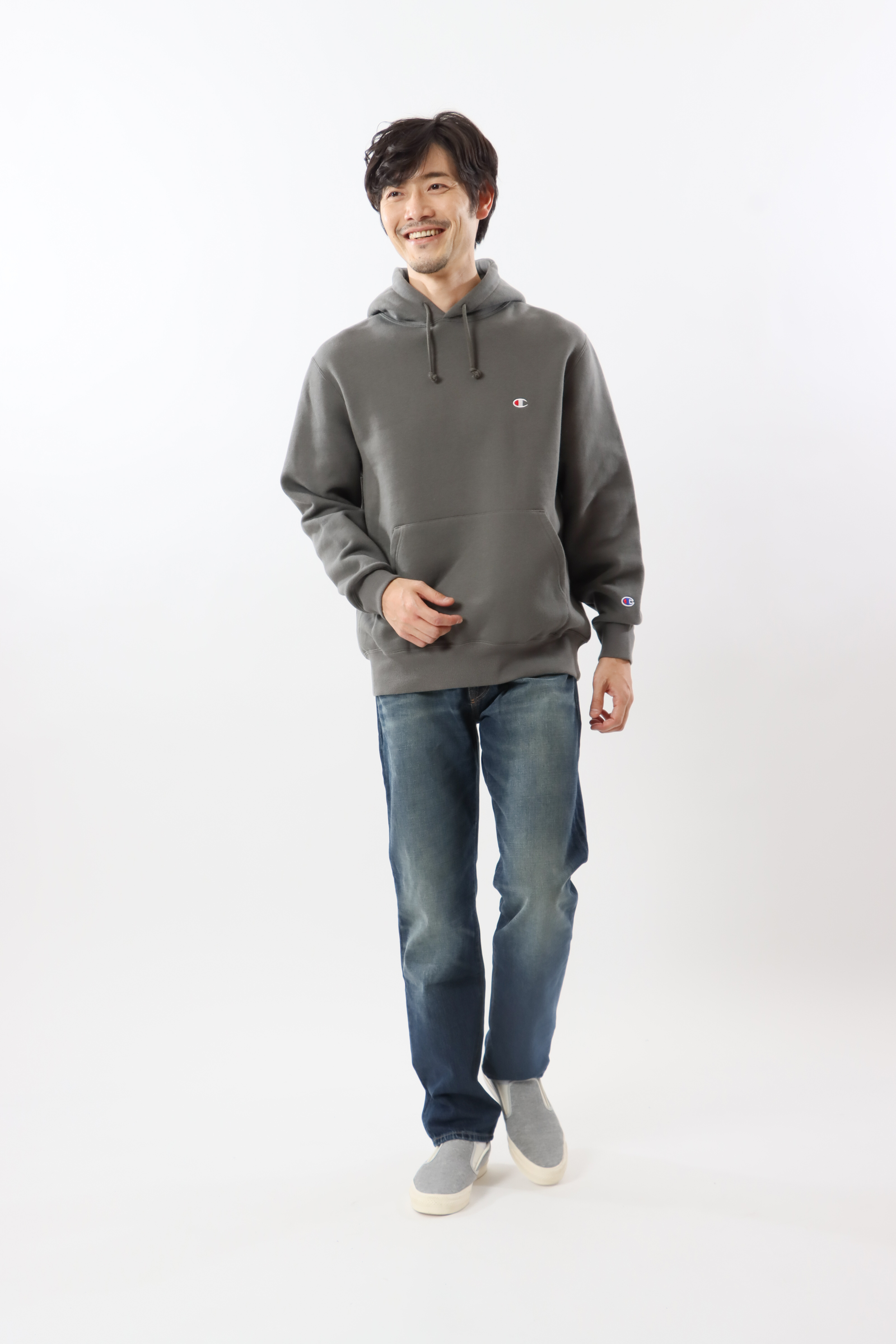 男款-BASIC 小C LOGO 刷毛連帽T-深灰色（C3-Y139-081）