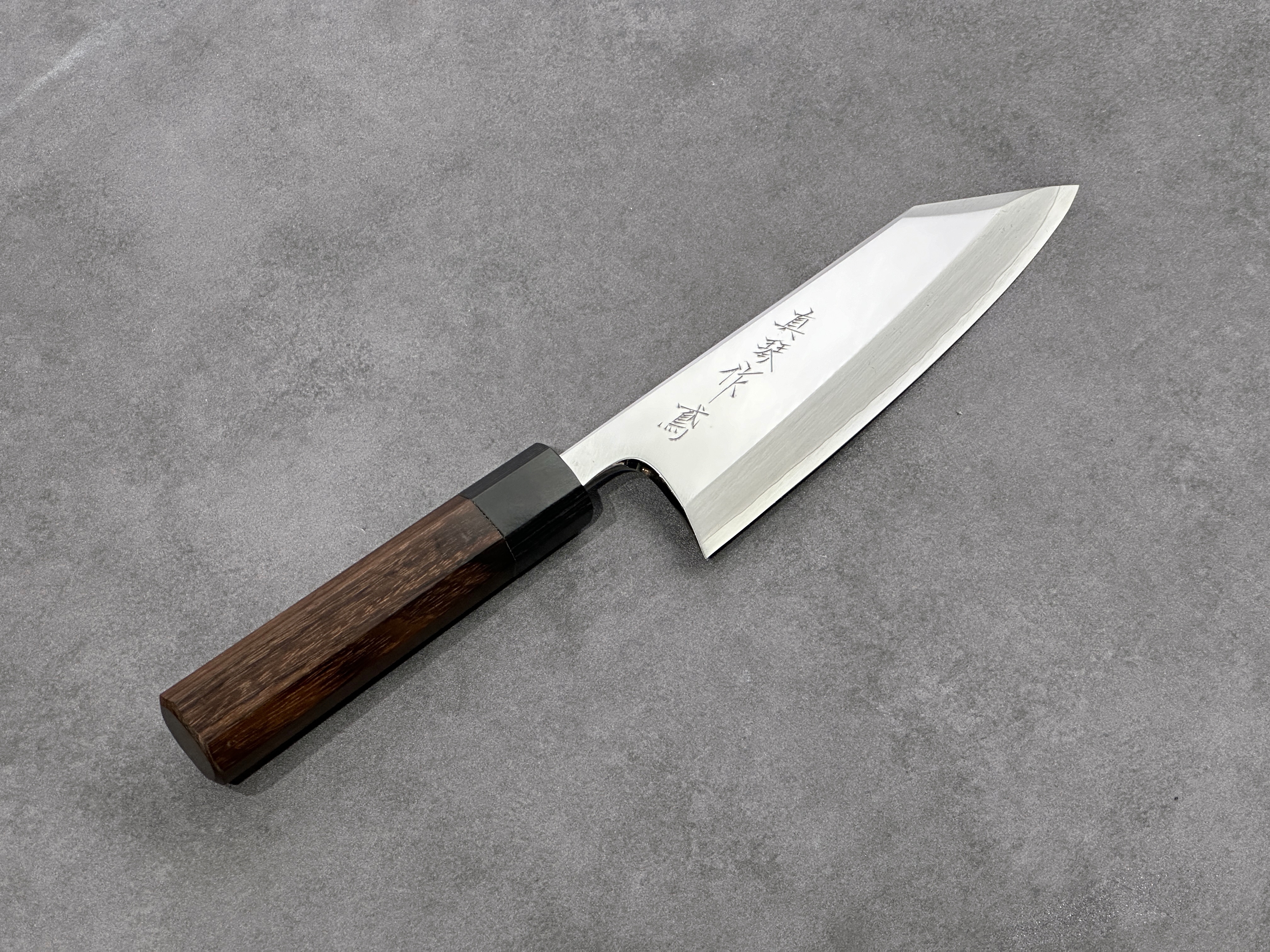 未使用 田所刃物 / 身卸包丁210ミリ 銀三鋼 紫檀 真琴作 田所