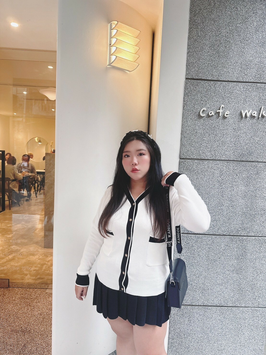 撞色邊條學院風針織衫*可開釦*