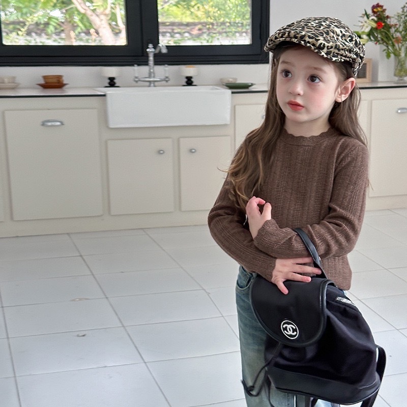 甜美花邊領打底上衣