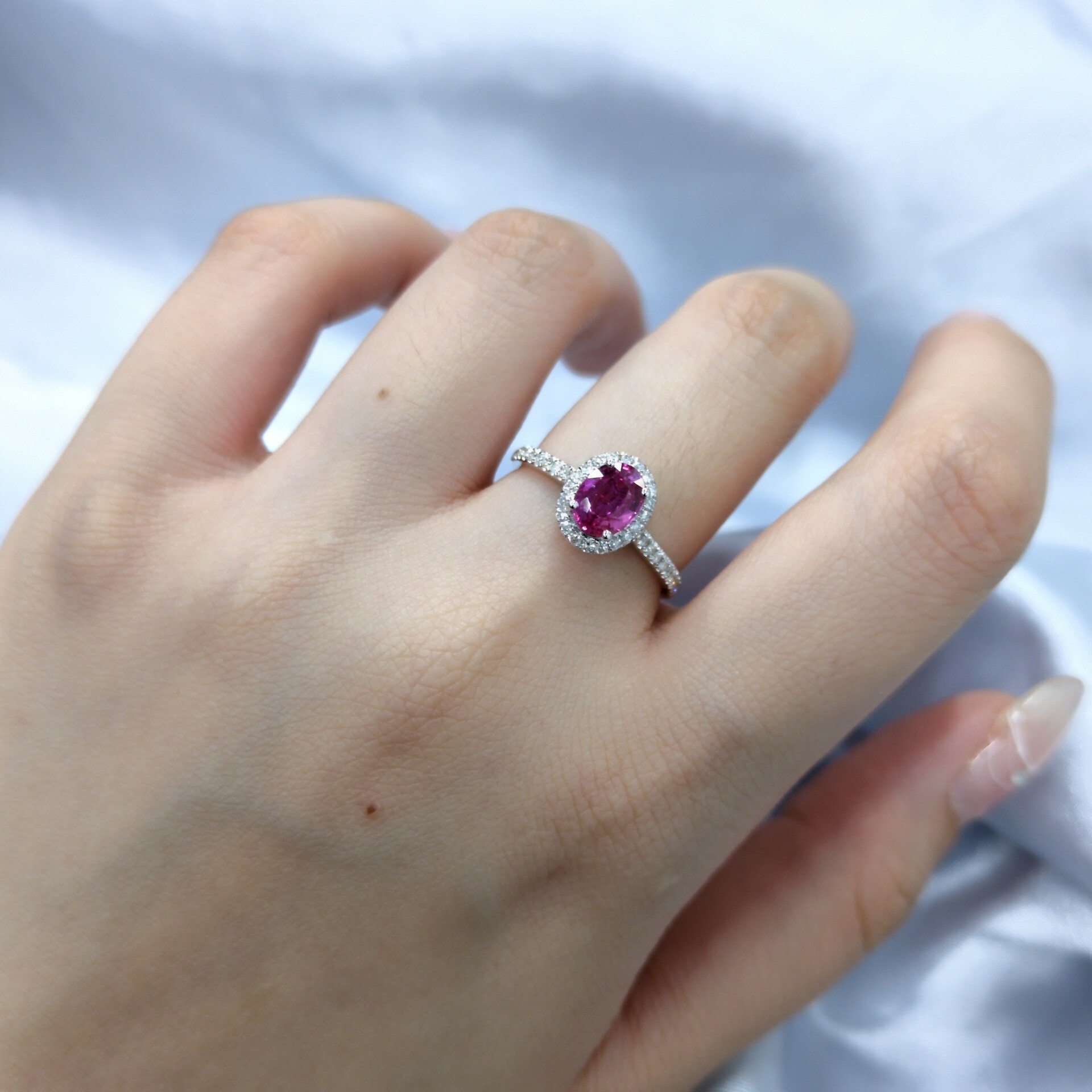 18K White Gold 1.08ct Sapphire and Diamond Ring