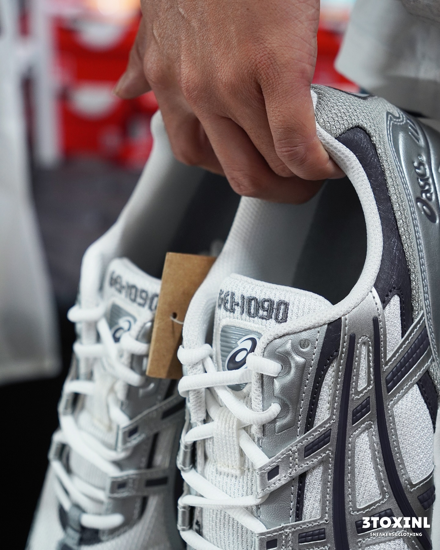 (預訂) Asics Gel-1090 V1 - 1203A243-100