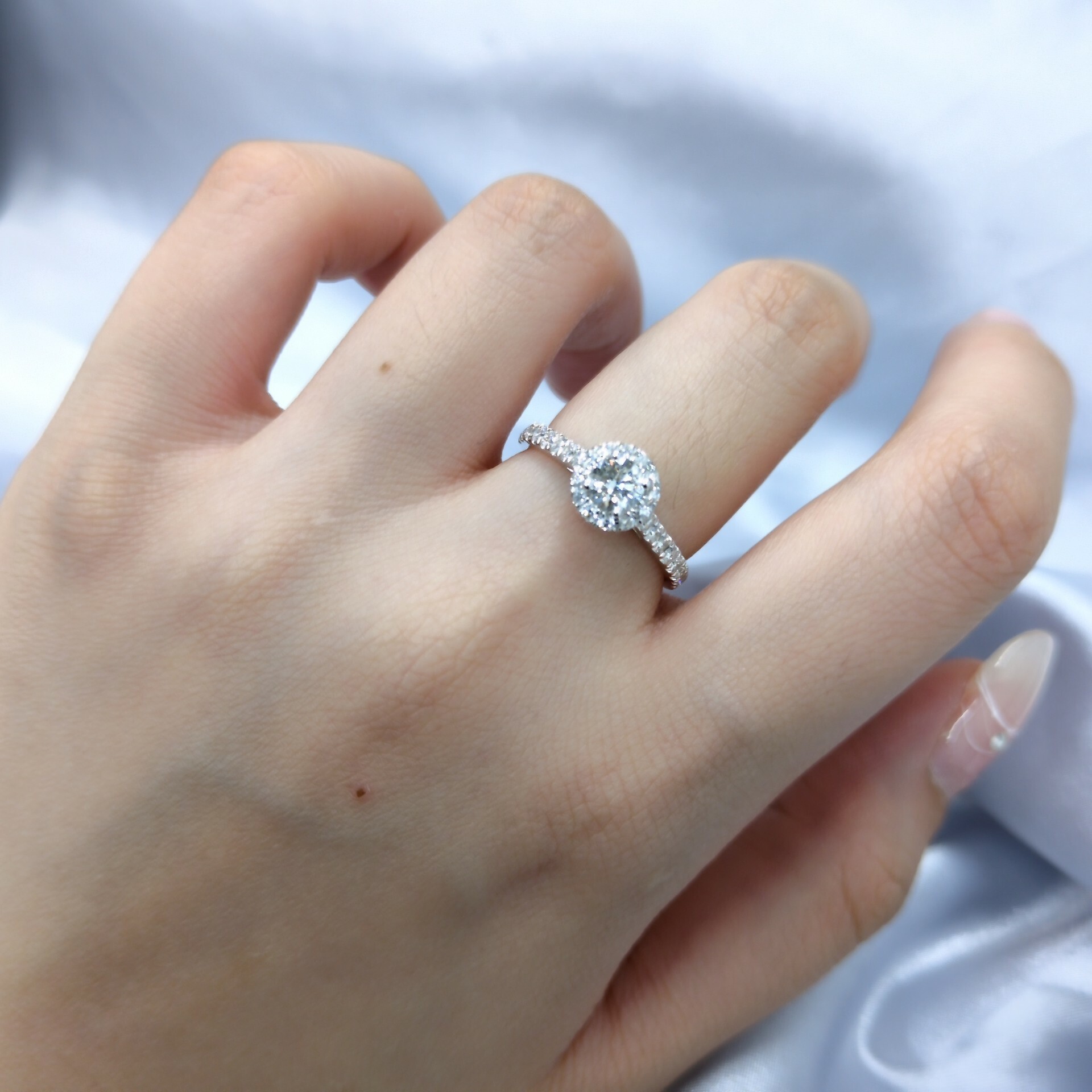 18K White Gold 0.31ct GIA Diamond Ring