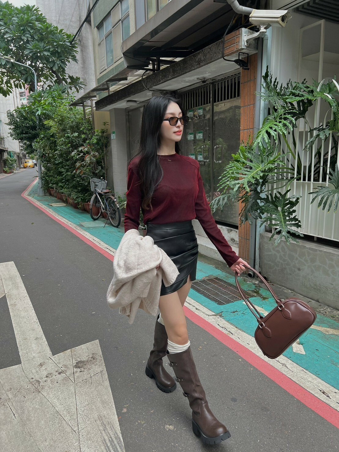 鐵牌微透短絨直條上衣/三色