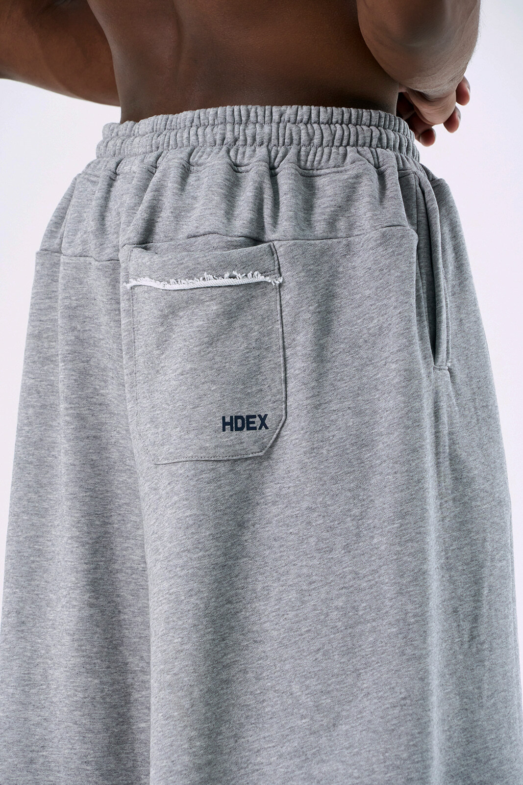 HDEX Classic Pintuck Sweat Shorts - MELANGE GRAY