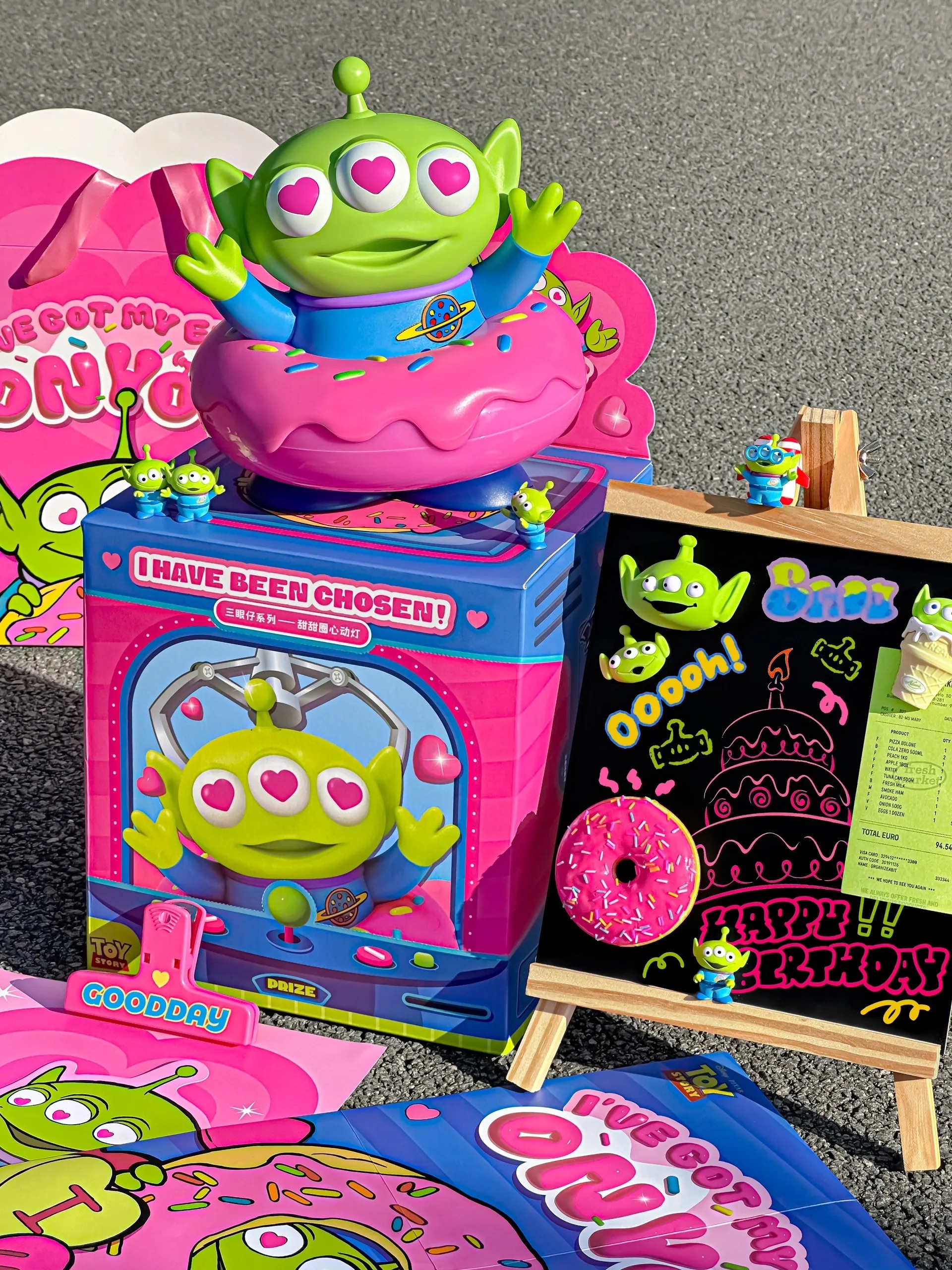 PIXAR 皮克斯 迪士尼 三眼怪 三眼仔 甜甜圈心動夜燈 感應燈 愛心 發光 擺設 / 預購