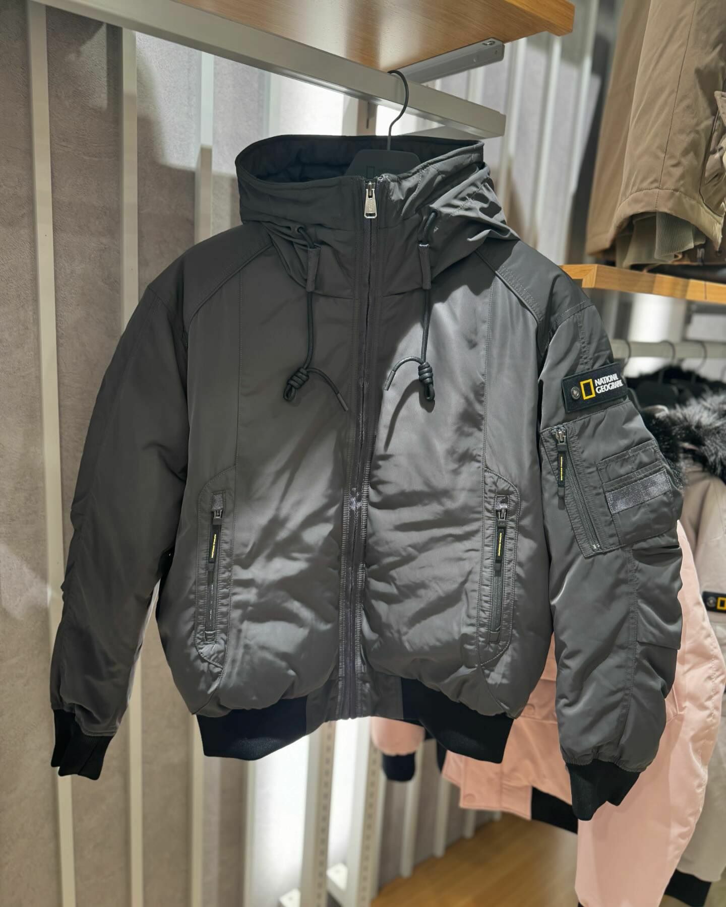 【代購】NATIONAL GEOGRAPHIC 國家地理 Aquila 束腰 羽絨 外套 N244UDW040 / N244UDW940