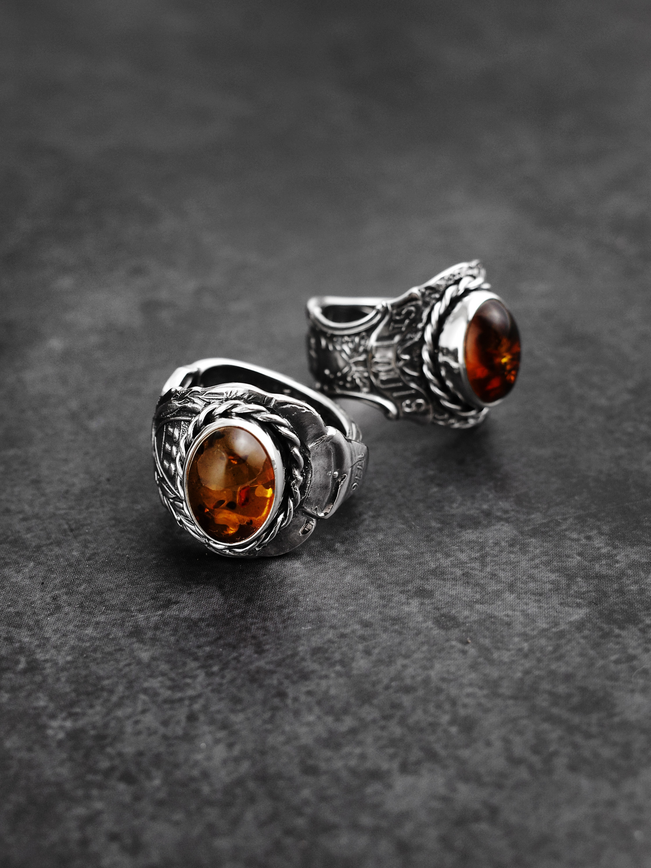 BLIND MAN TOGS 琥珀銀戒