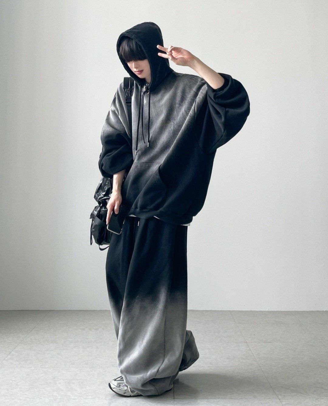 洗水拼色鬆身運動褲 GLAMOUR-045P