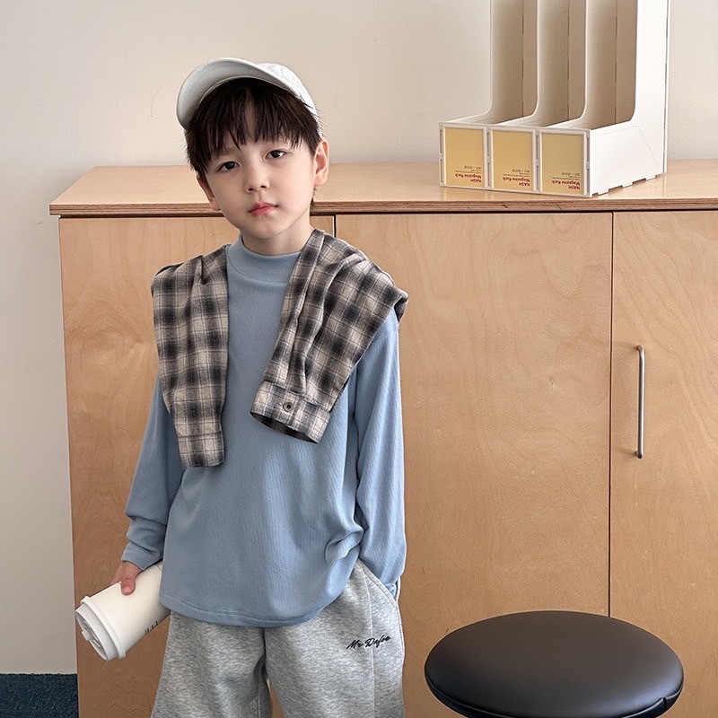 百搭坑條半高領打底衫