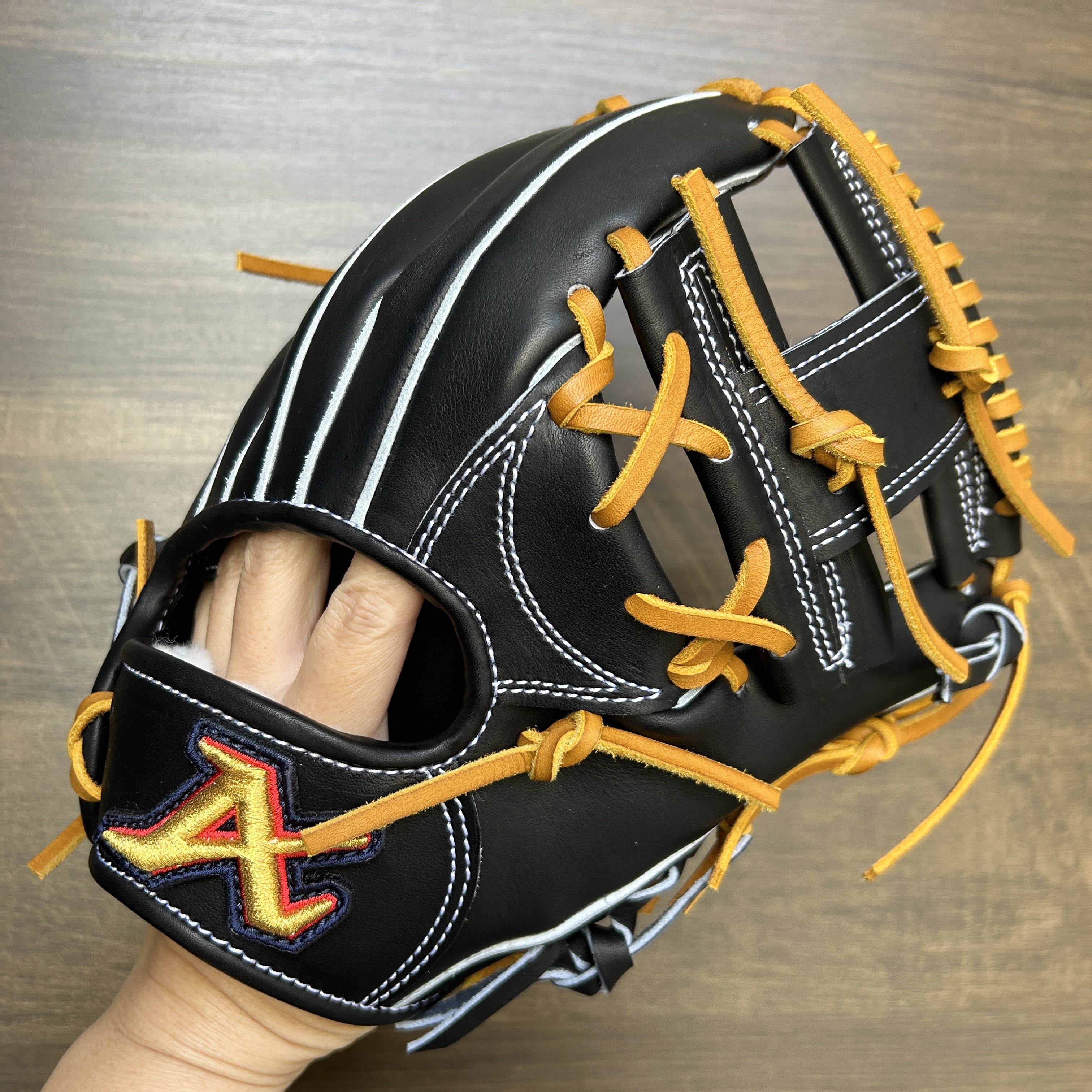 【特価】硬式少年用グローブ ATOMS 内野手 ATOMS 硬式グローブ / アトムズ 内野手 硬式グラブ 右投げ 硬式