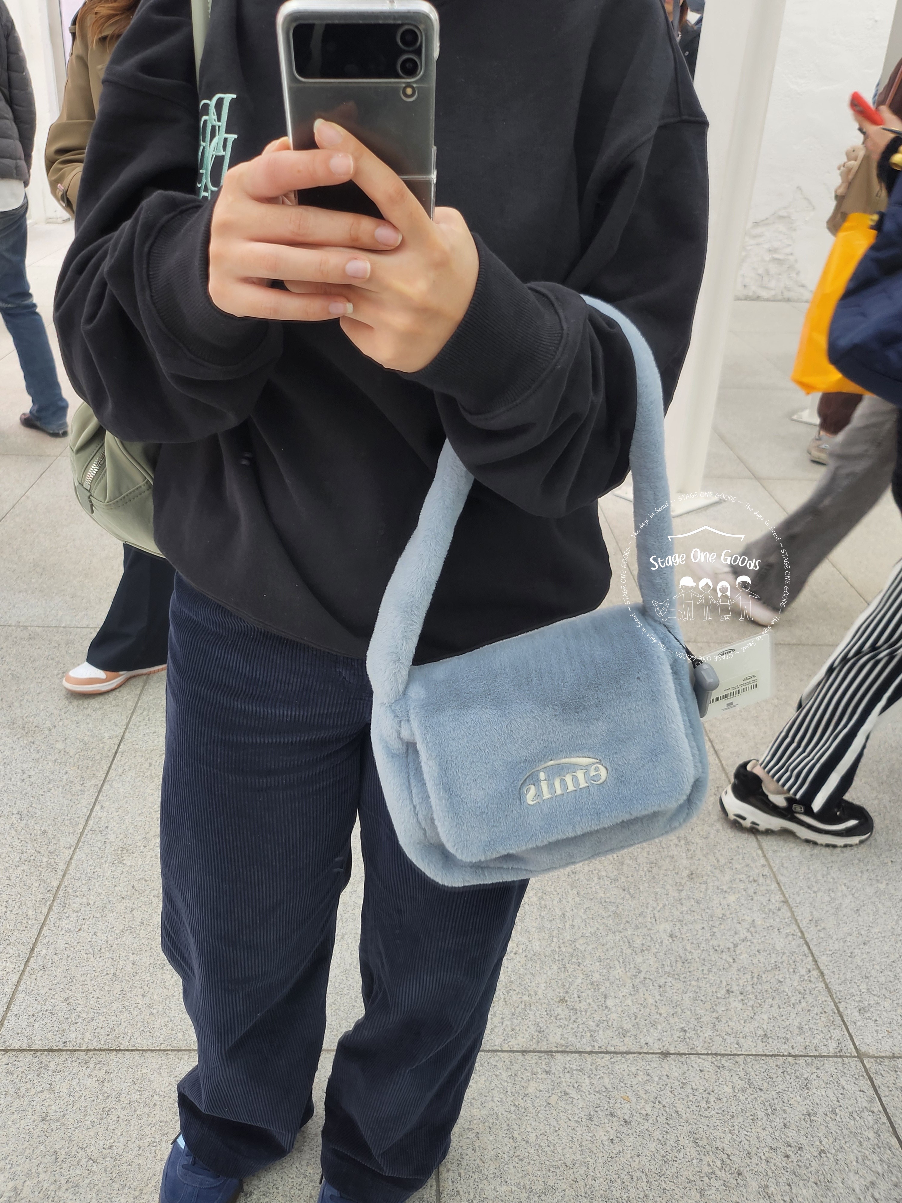 EMIS FUR SQUARE FLAP BAG