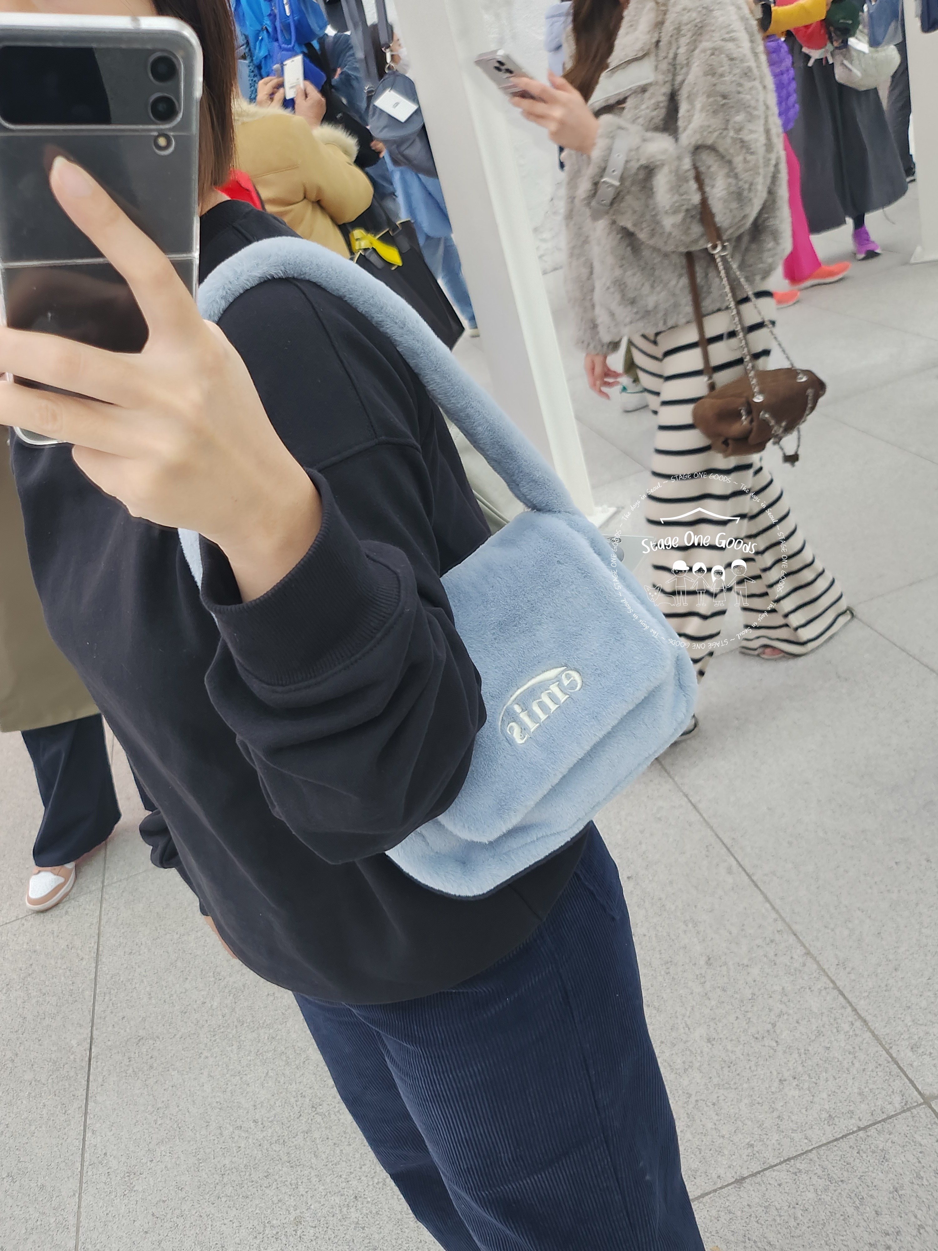 EMIS FUR SQUARE FLAP BAG