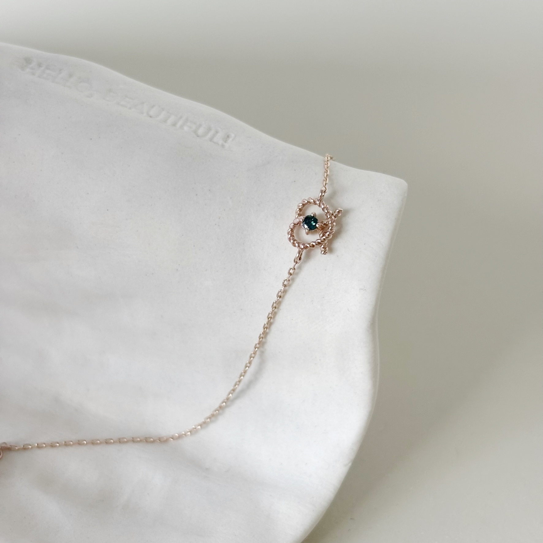 14K Pretzel藍鑽手鍊