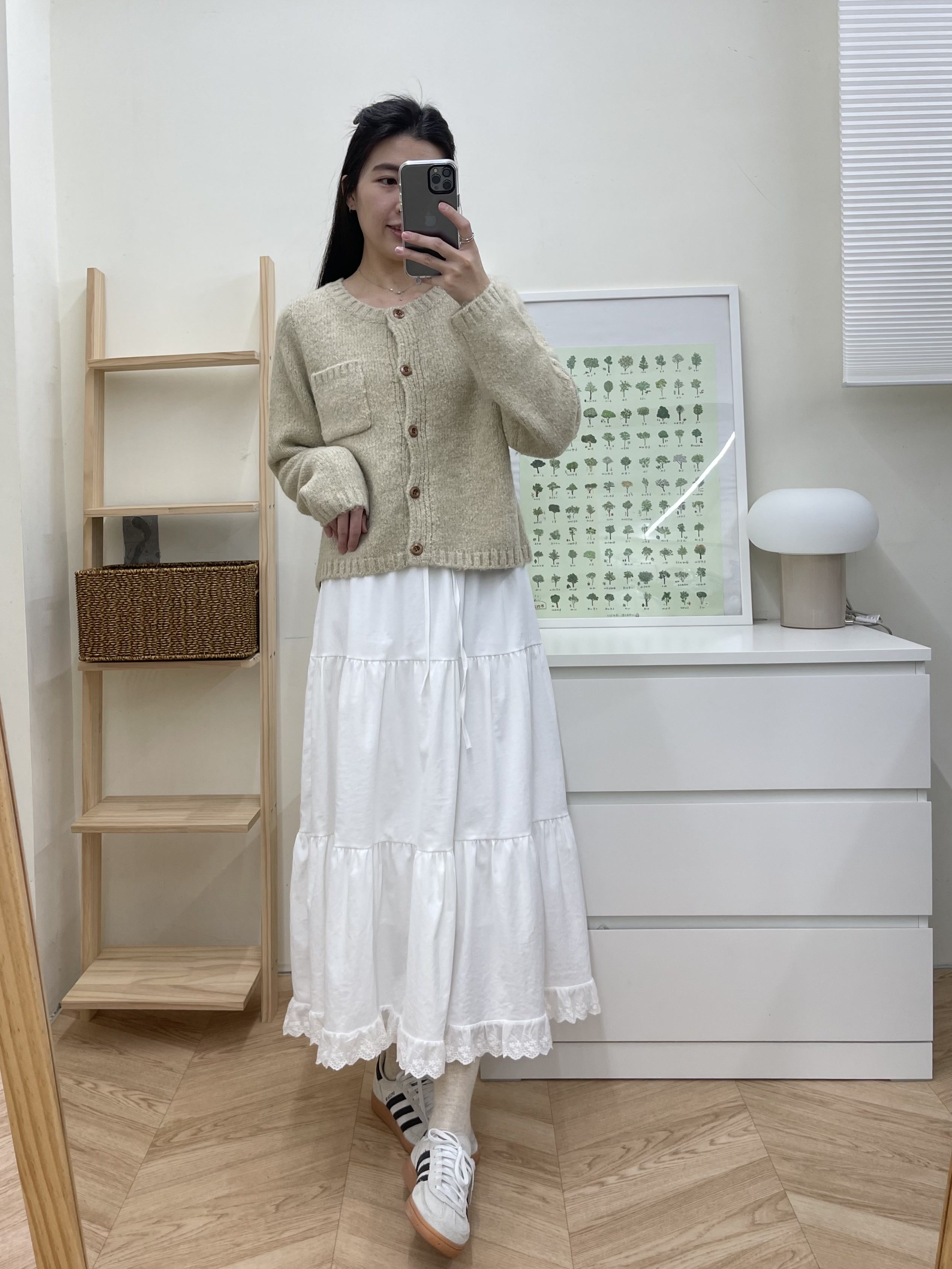 蕾絲滾邊百搭蛋糕半裙