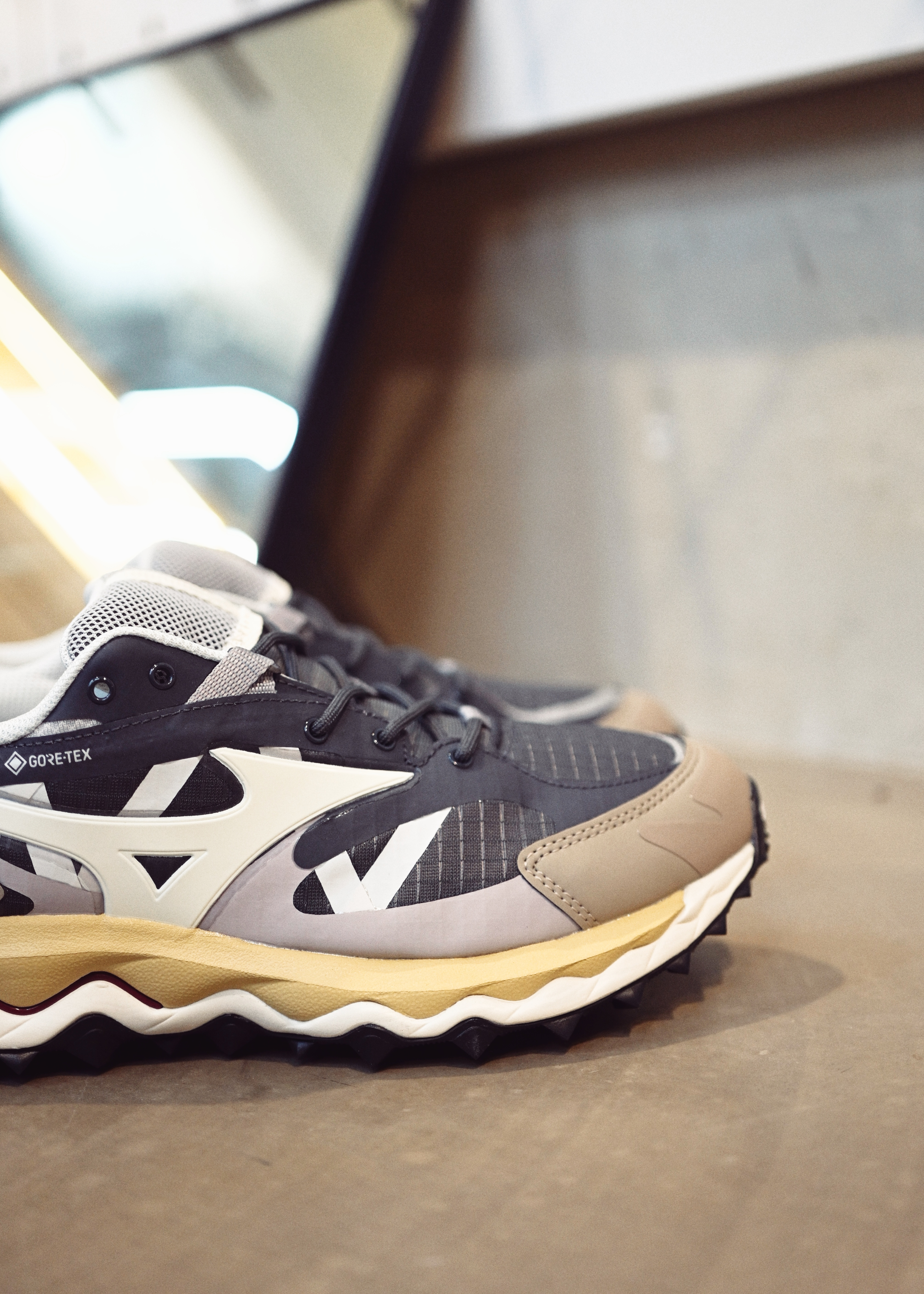 Mizuno Wave Mujin TL GTX Light Gray / Black D1GA237308 Mizuno Wave Mujin TL GTX Light Gray / Black D1GA237308