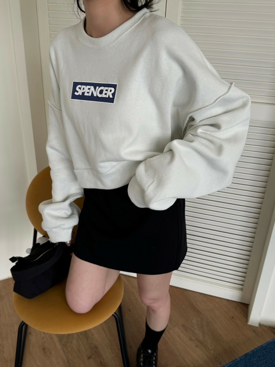 字母短版大學TEE