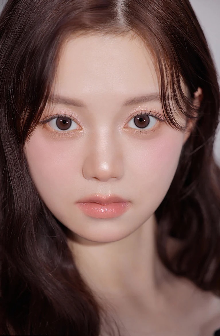 I am Kristin Monthly(Choco)