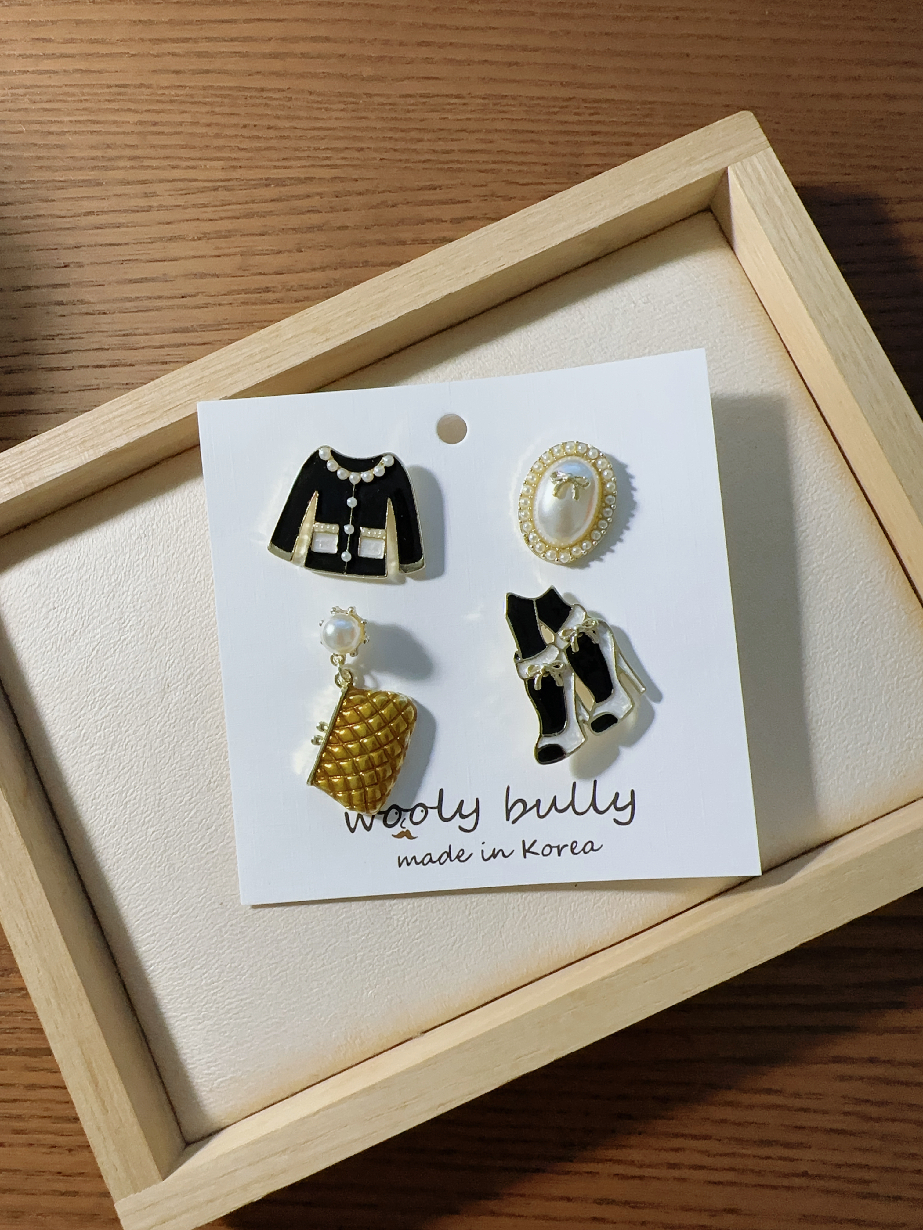 【質感珍珠衣服包包別針4件組】( 現貨 )